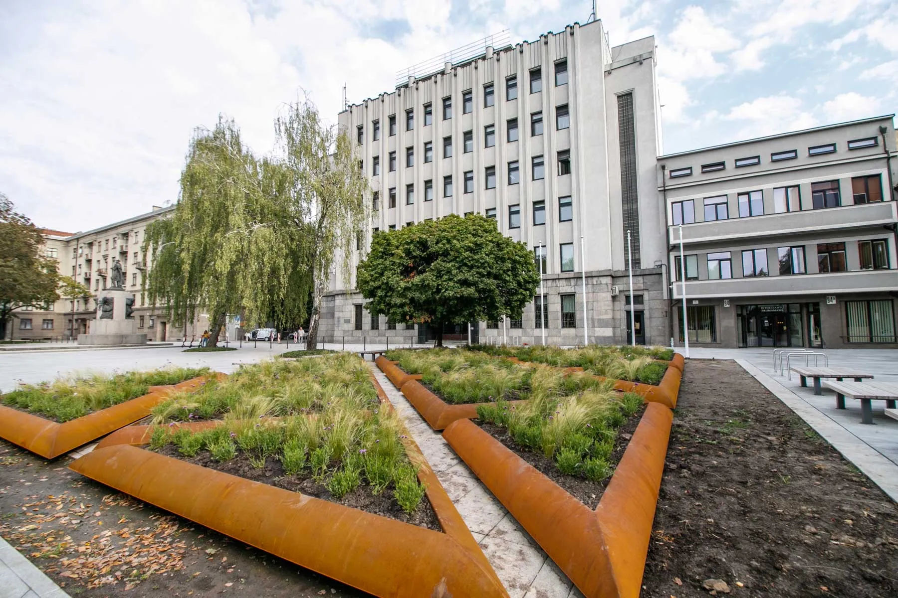 Žolynėlis prie savivaldybės