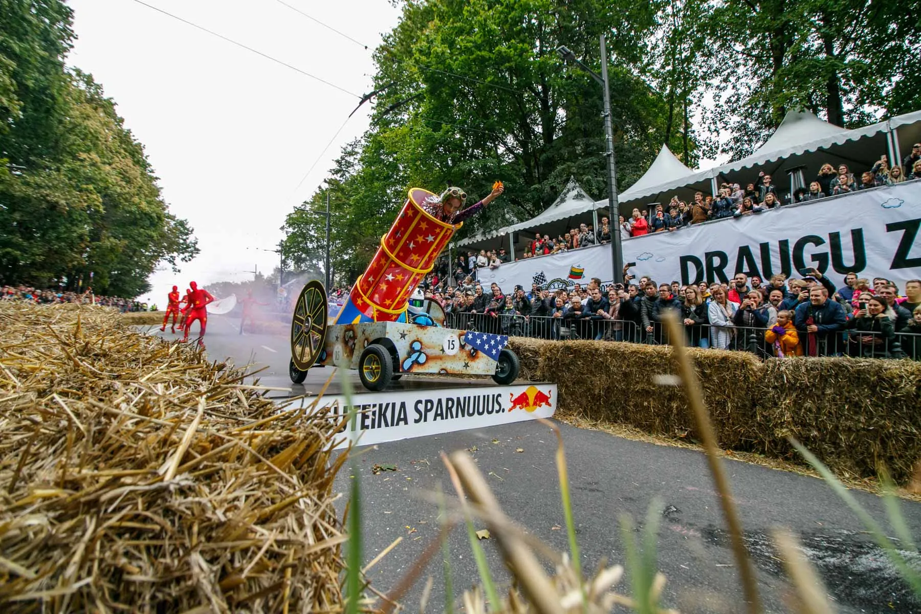 „Red Bull muilinių lenktynės“