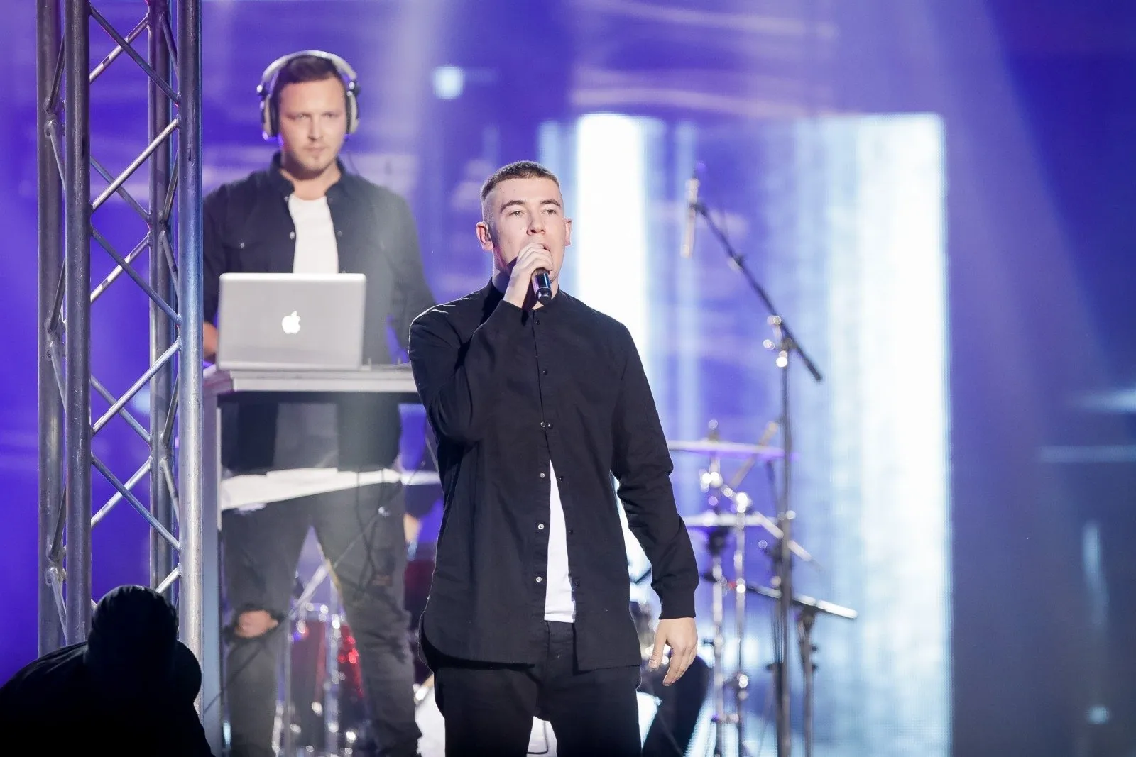 „Lilas ir Innomine“ stabdo veiklą