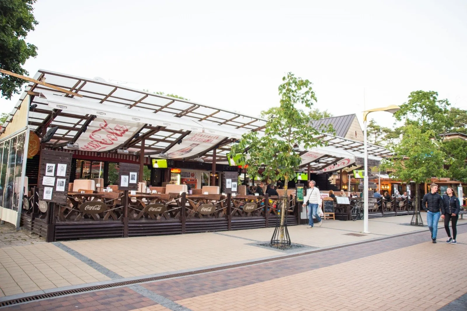 „Laukinių vakarų salūnas“, Palanga