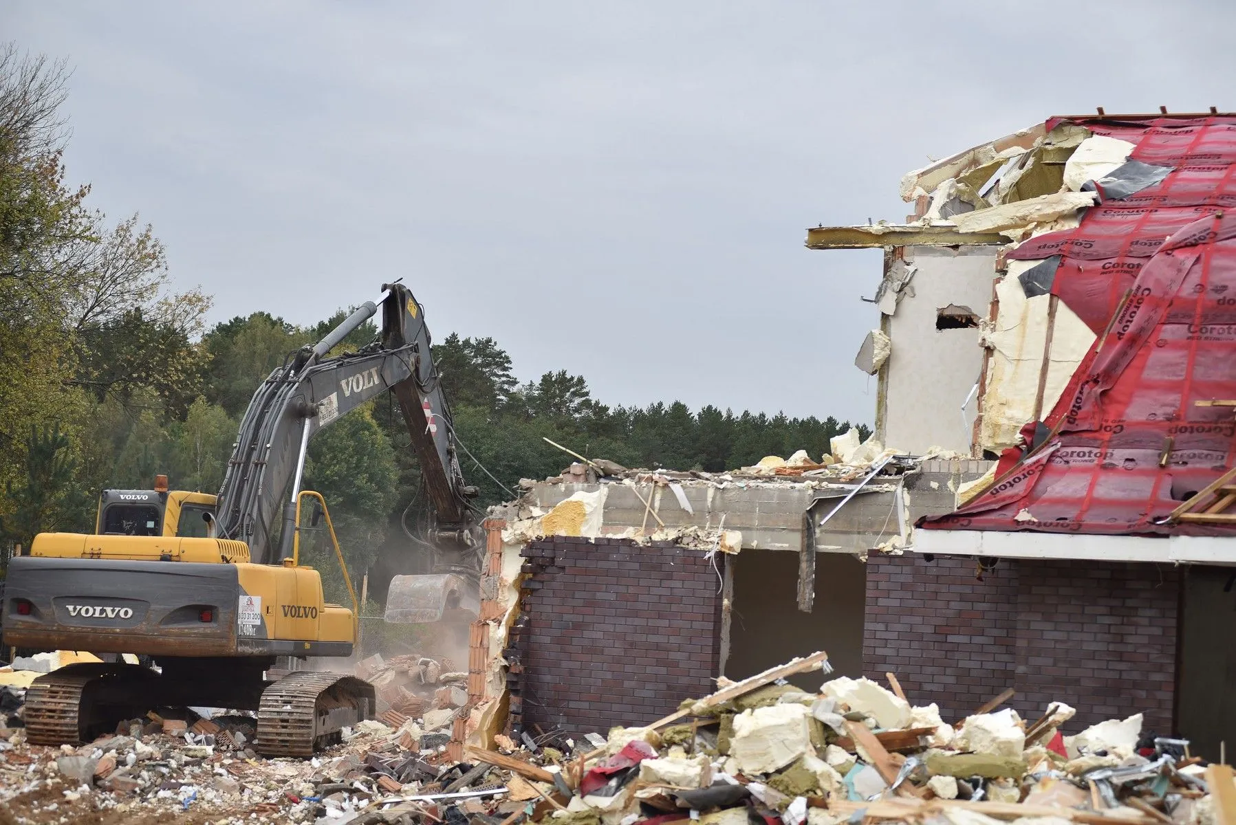 Vijūnėlės dvaro griovimas