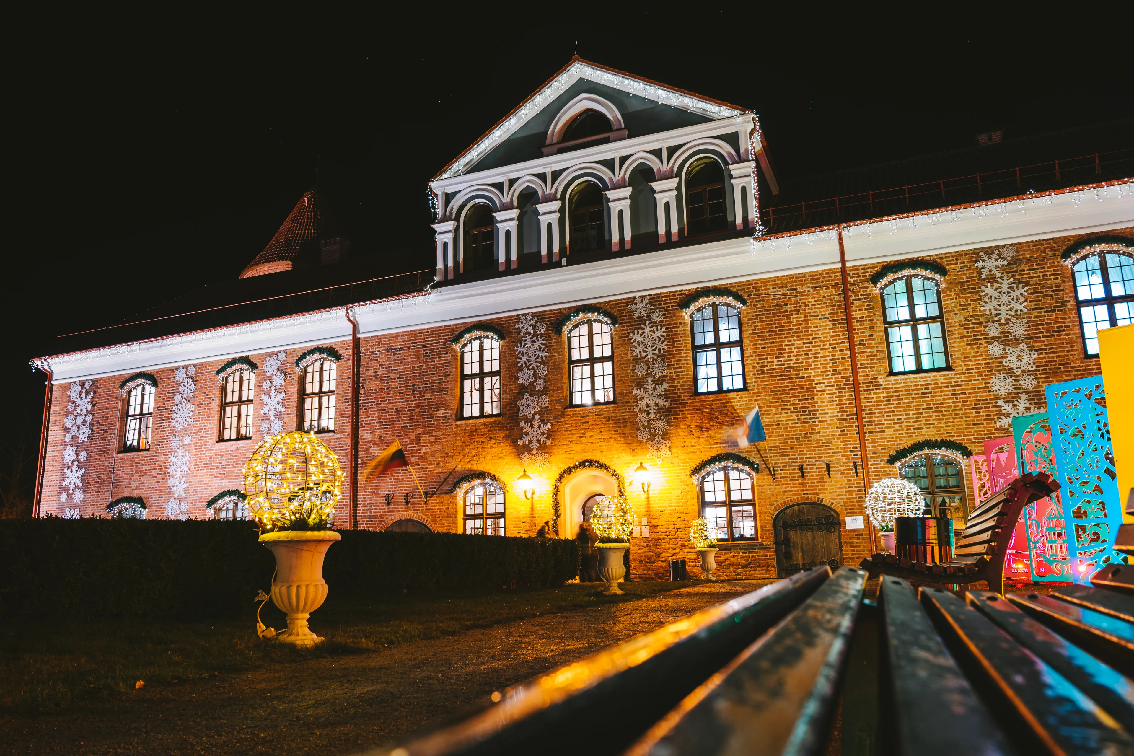 Raudondvario eglutė