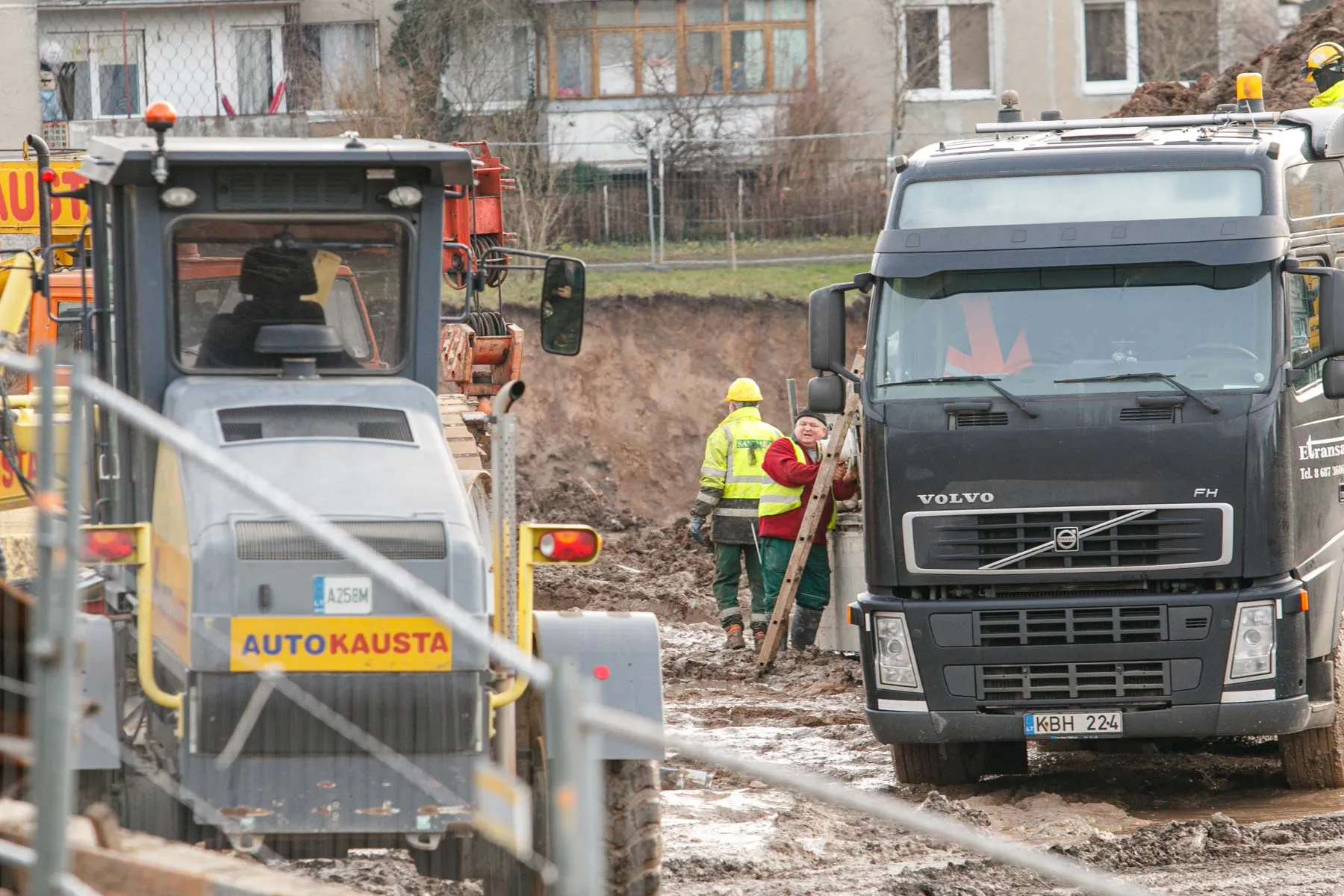 Ledo arenos statybos prie „Girstučio“