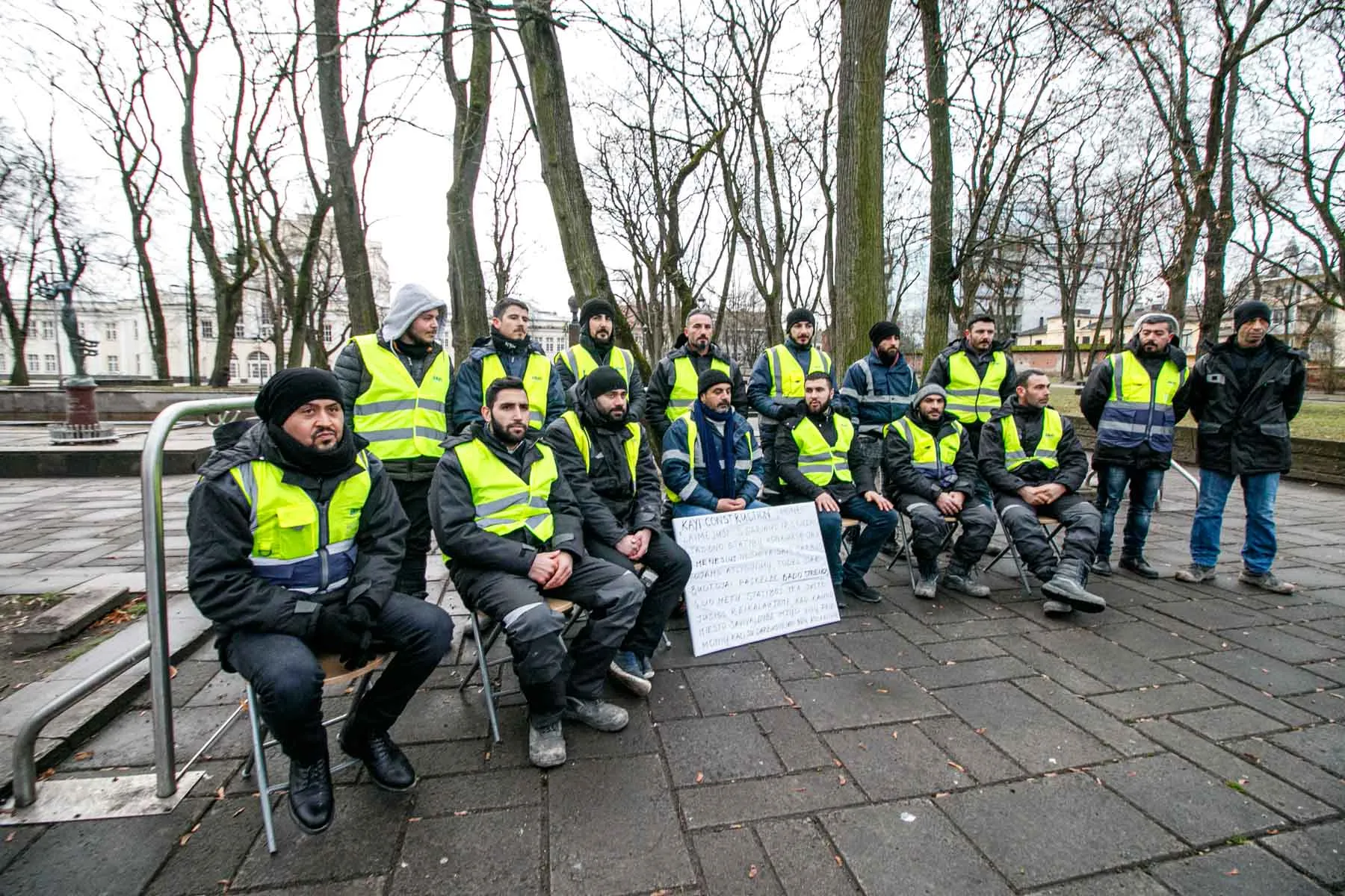 Turkų darbuotojų protestas prie Kauno savivaldybės