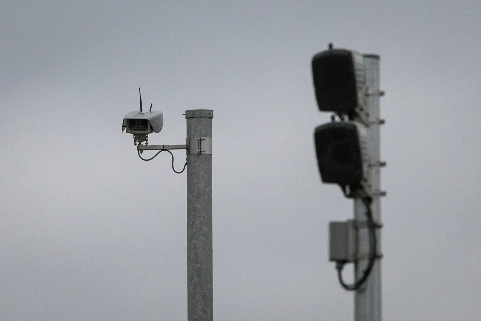 Vidutinio greičio matuokliai, sektoriniai radarai