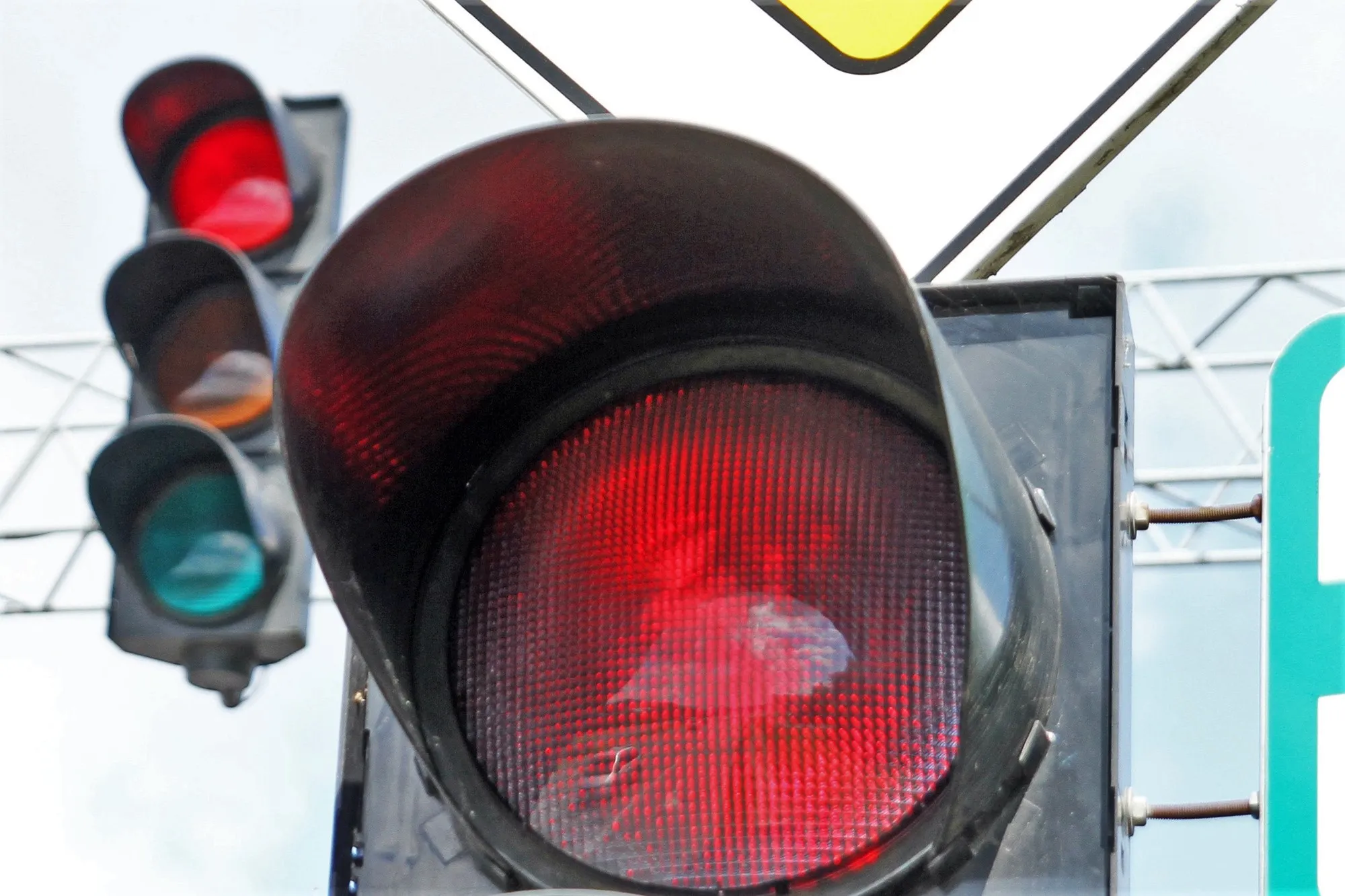 Šviesoforai, žaliosios lentelės, sankryžos