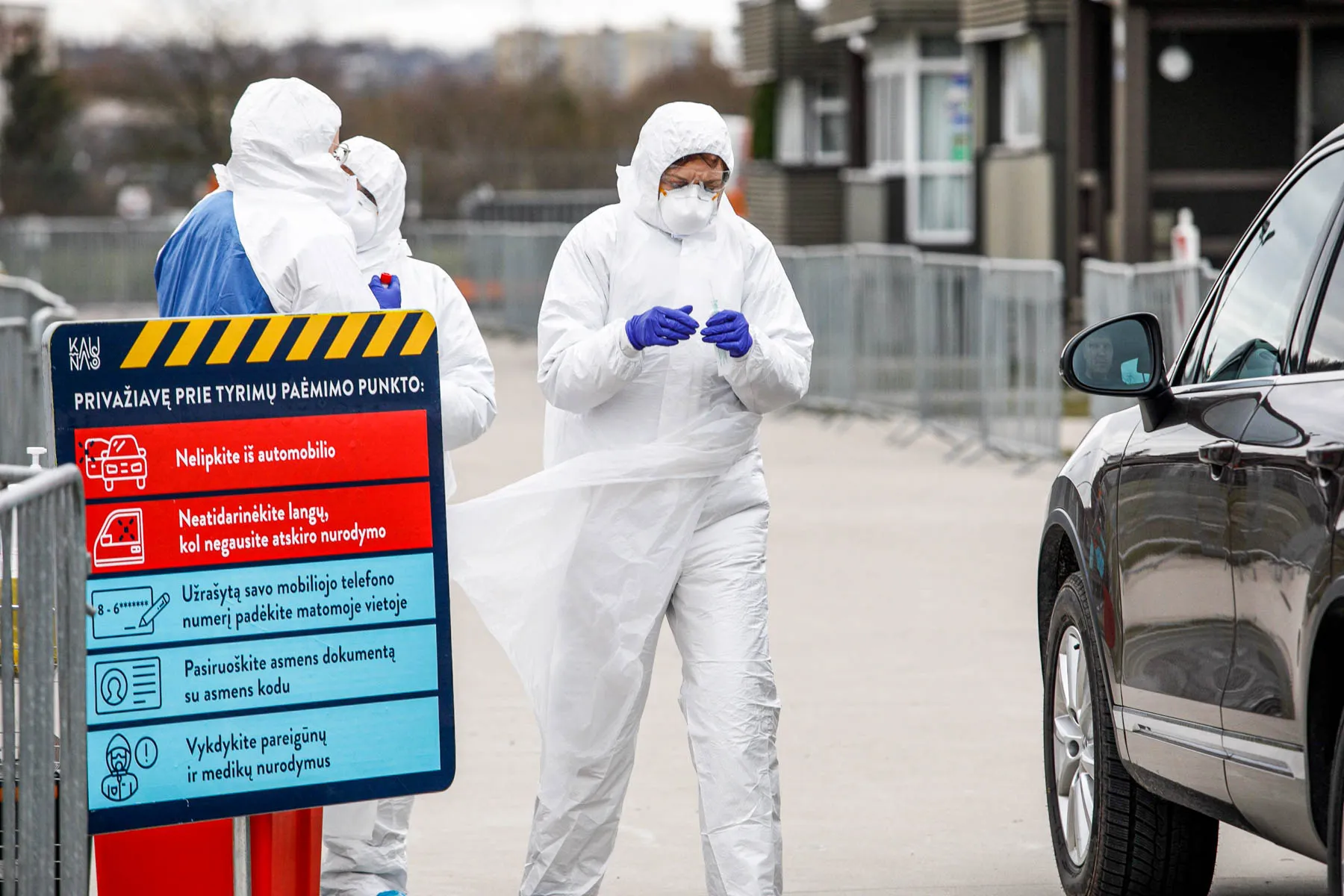 Mobilus koronaviruso patikros punktas Kaune
