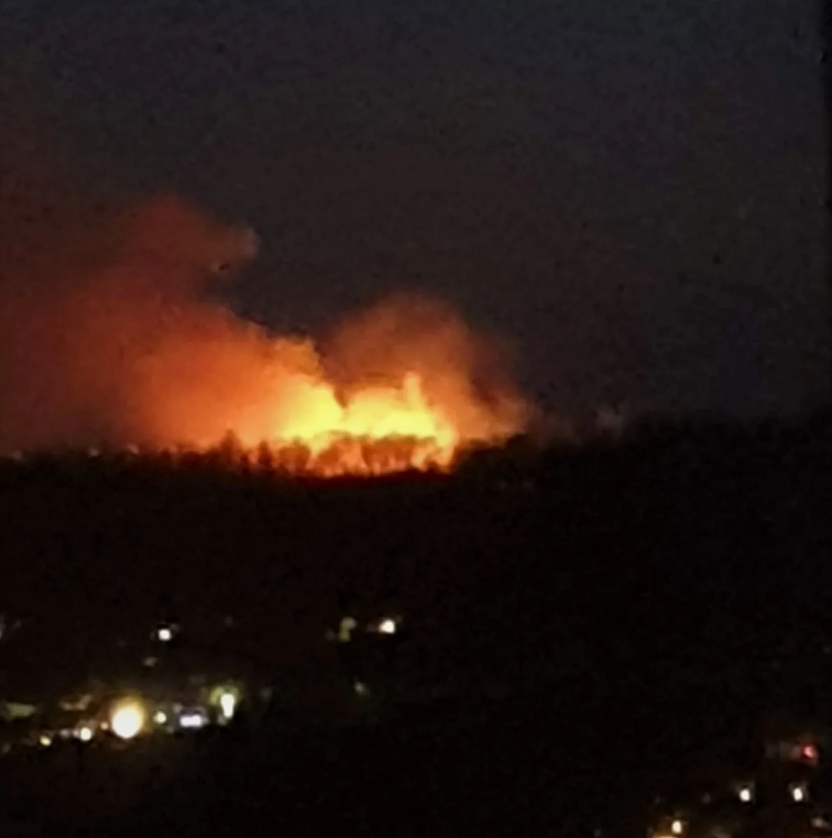 Gaisras netoli Megos