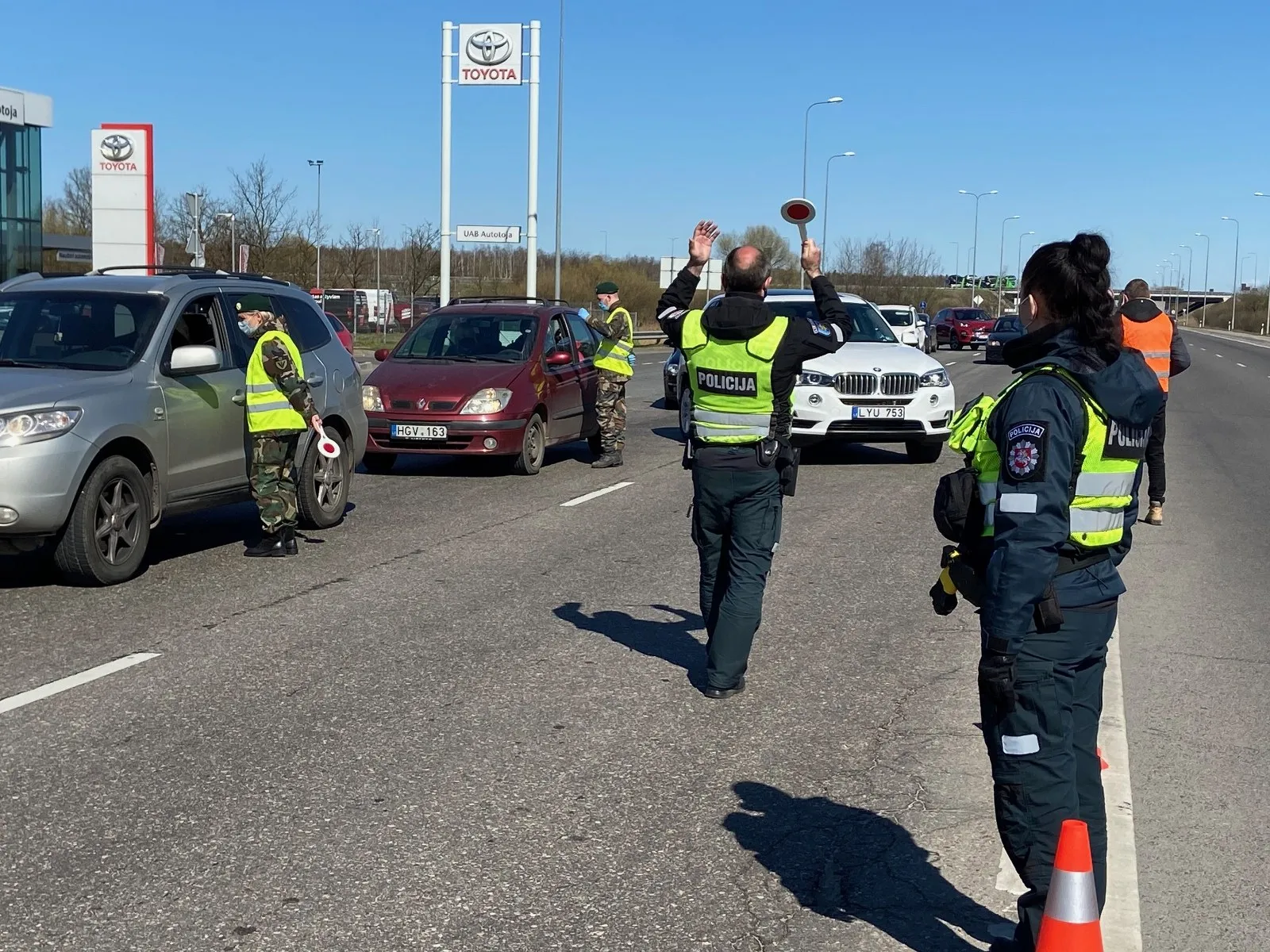 Pirmoji policijos darbo diena uždarytame mieste