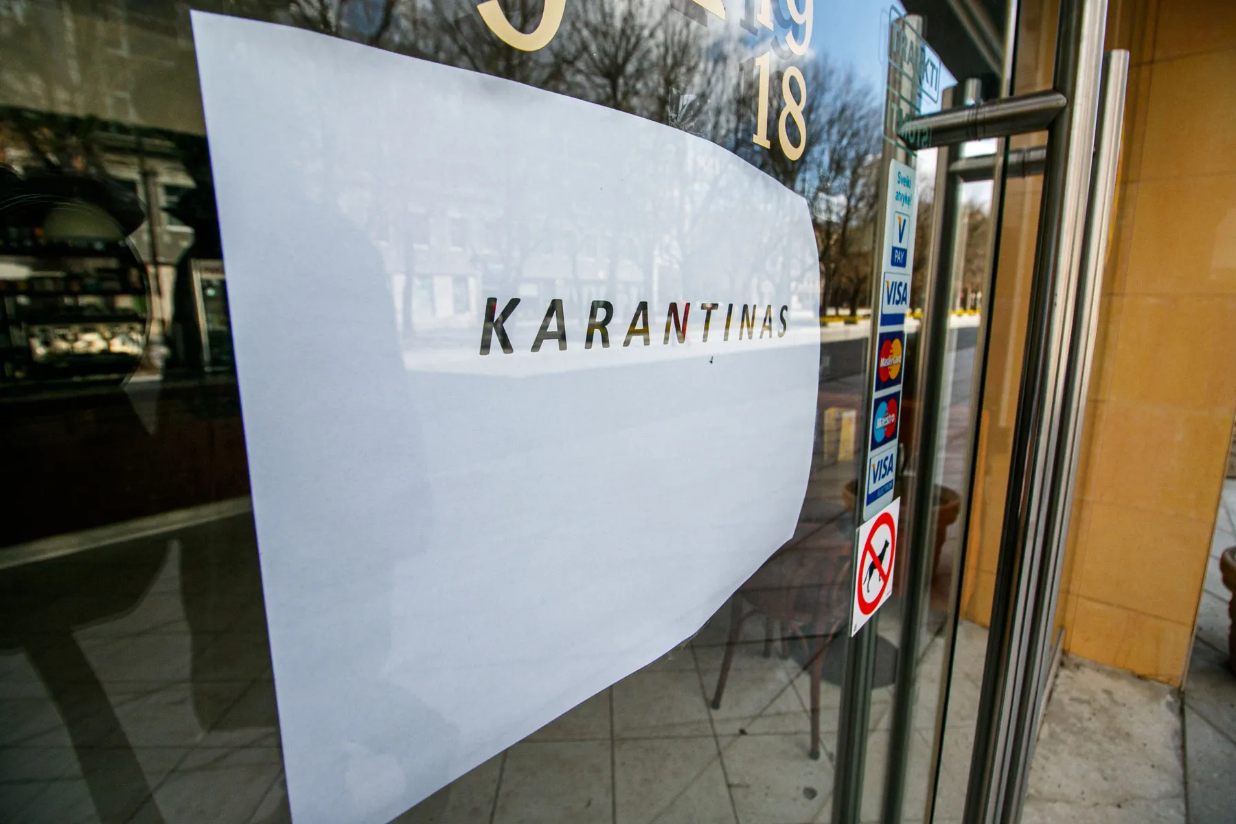 Parduotuvės Laisvės alėjoje karantino metu