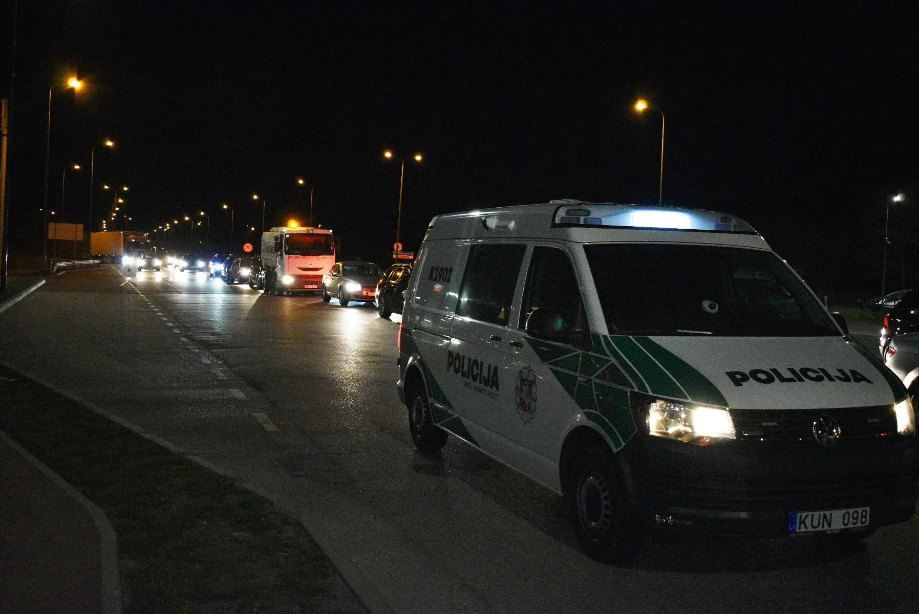 Prie Muravos sankryžos tikrinami automobiliai