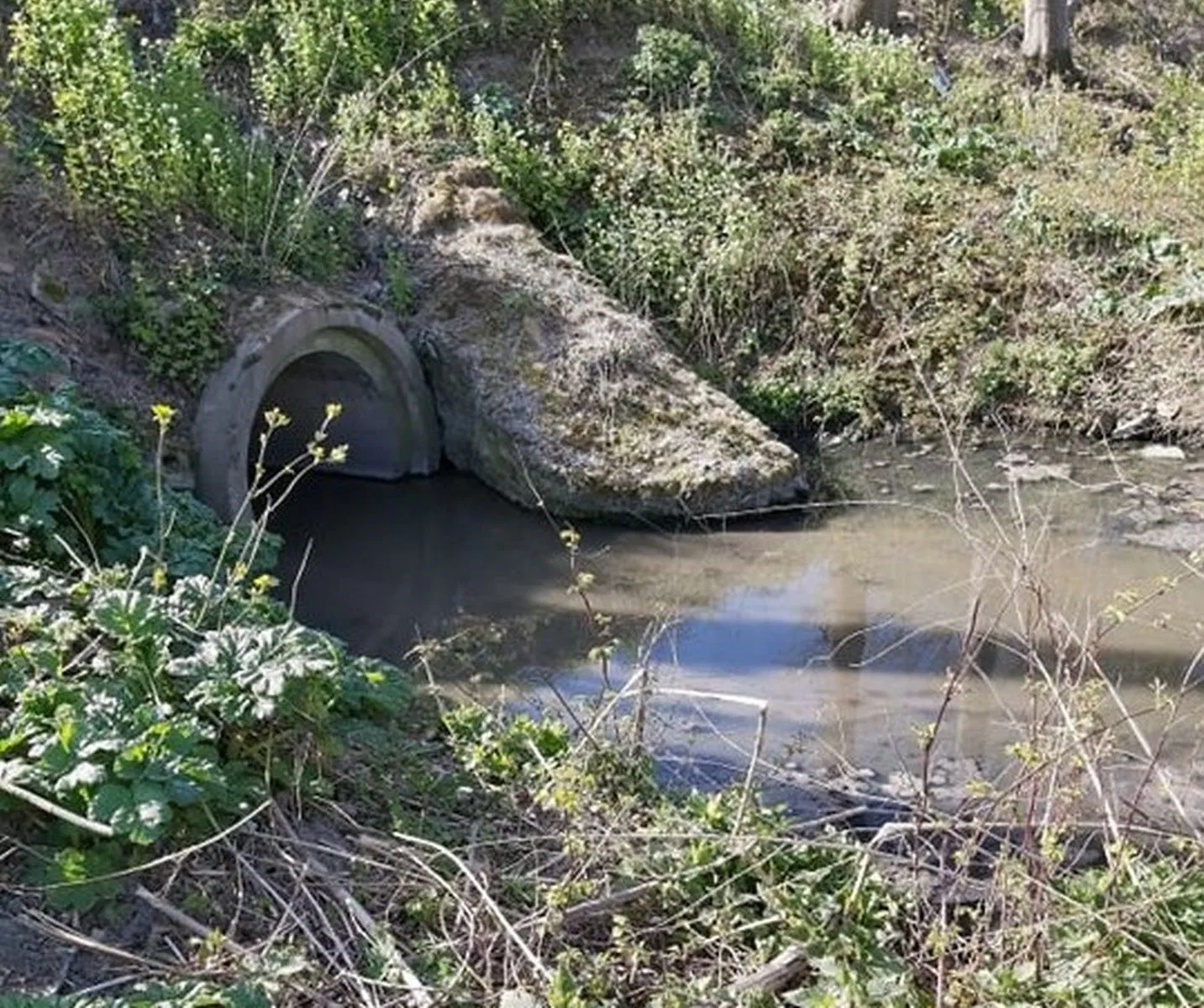 „Kauno vandenys“ nuotekų vamzdis Jonavos g.