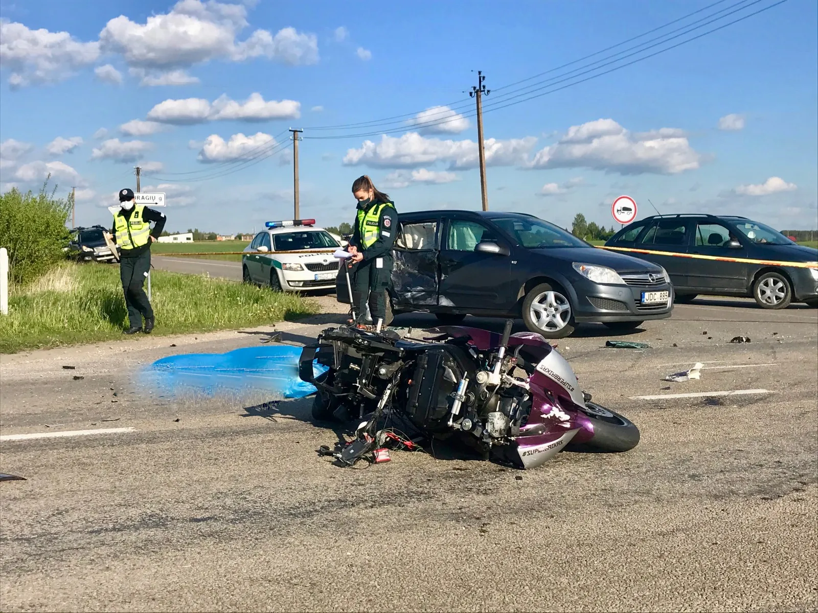 Mitkūnų kaime žuvo motociklininkas