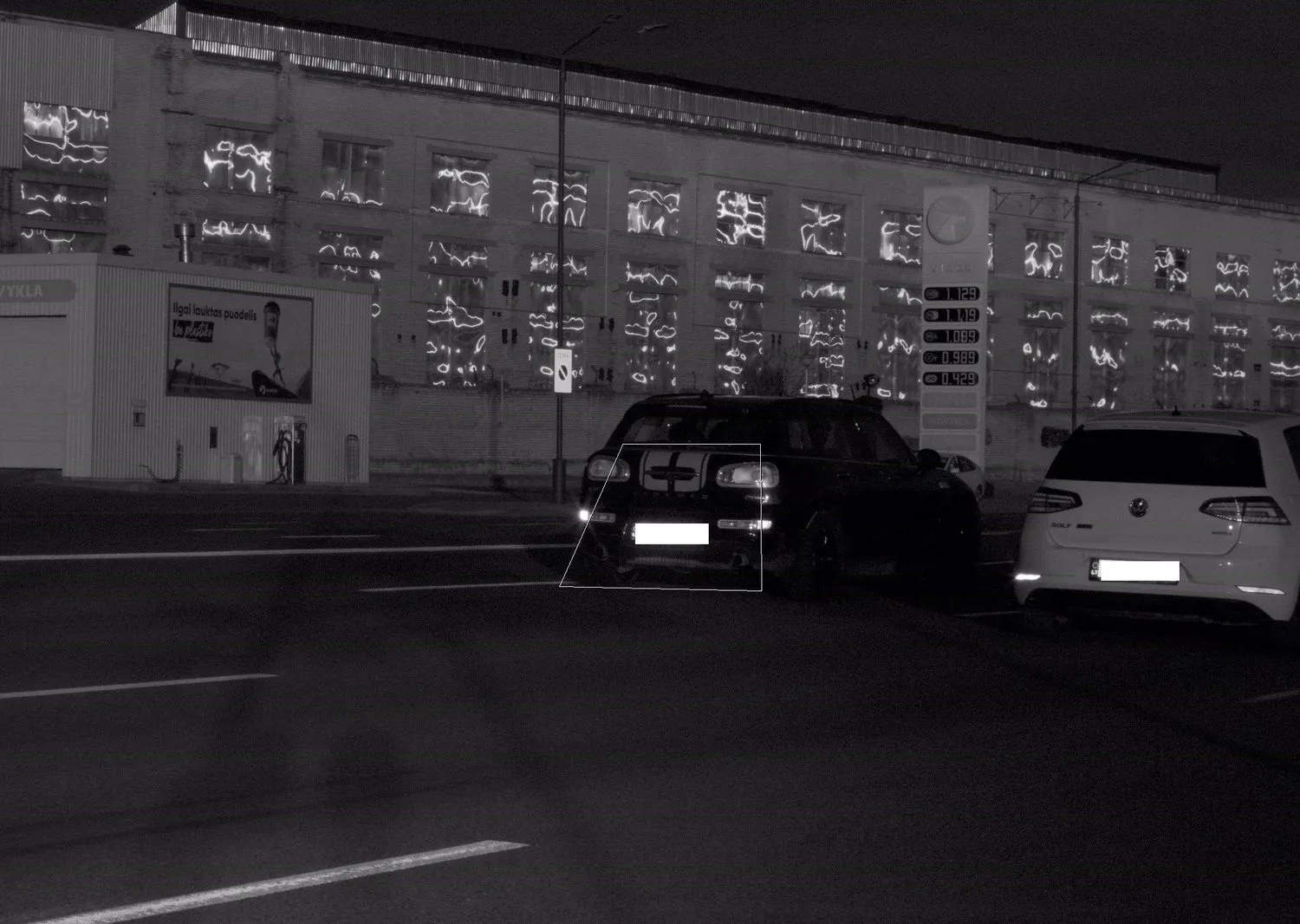 Greitį viršiję Mini ir Golf