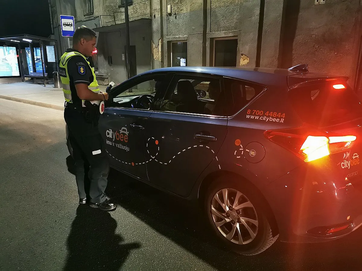Kauno pareigūnai tikrino vairuotojų blaivumą