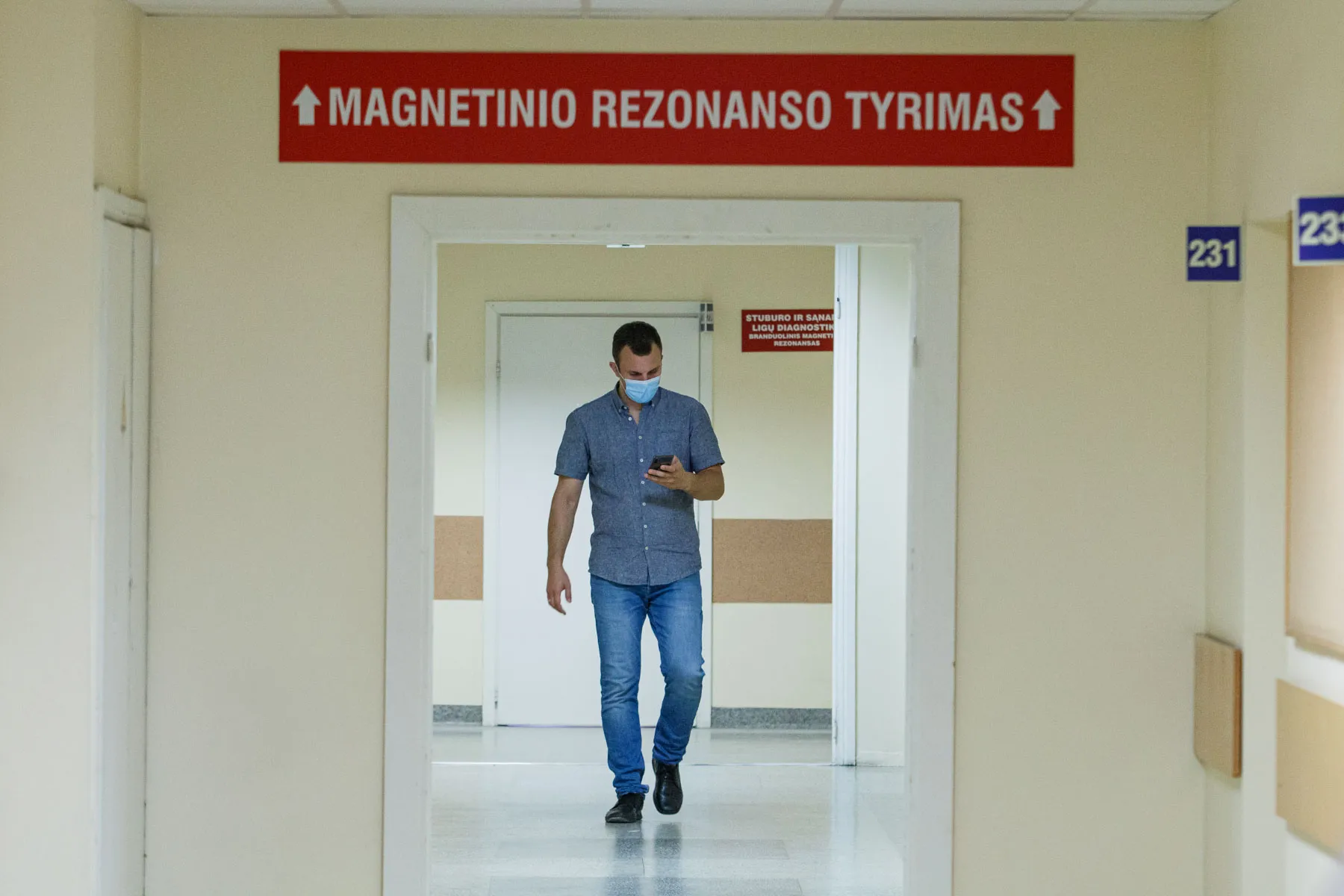 Veido kaukės, ligoninė, poliklinika