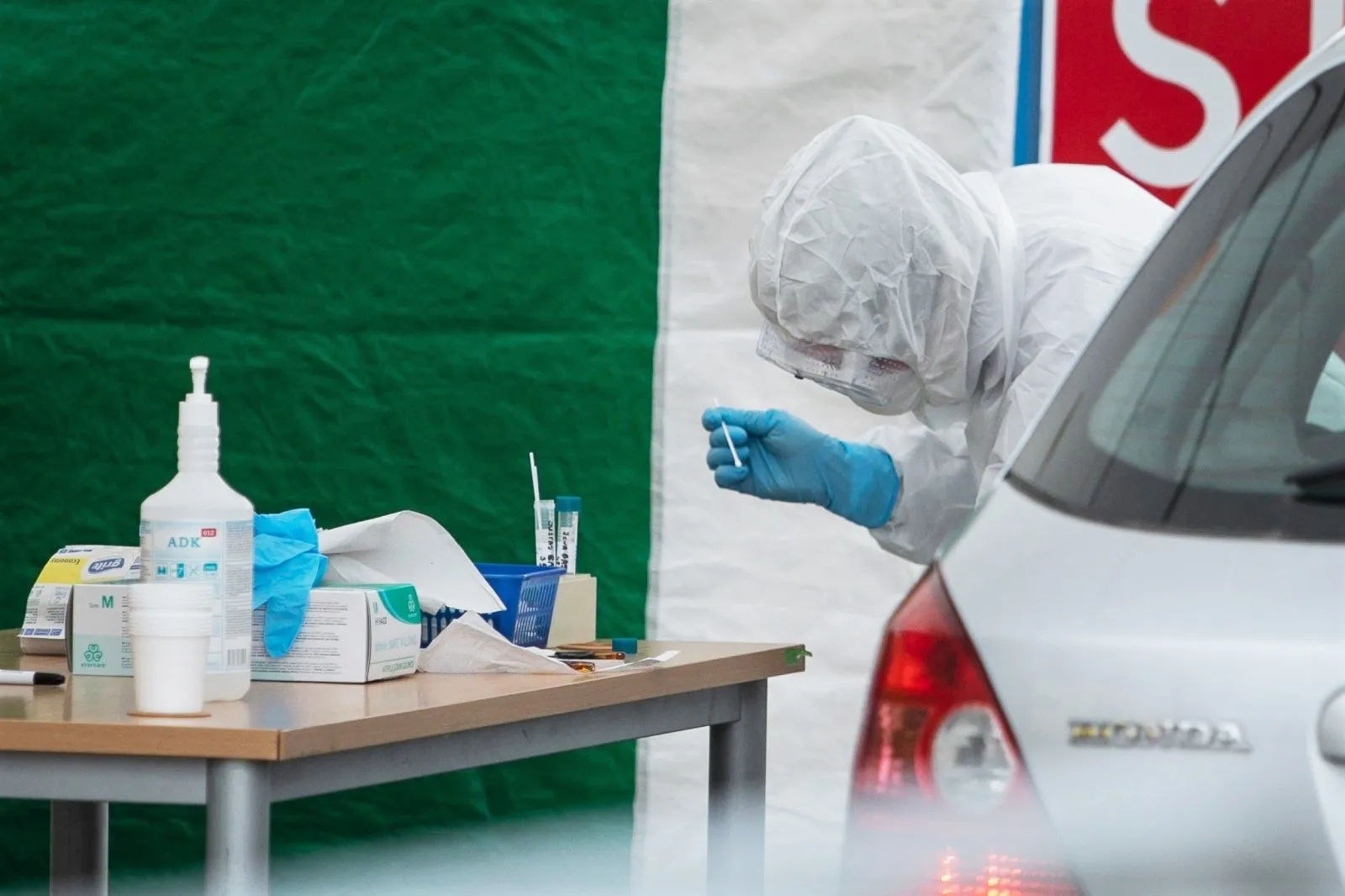 Koronavirusas, testai, tyrimai, mobilus patikros punktas