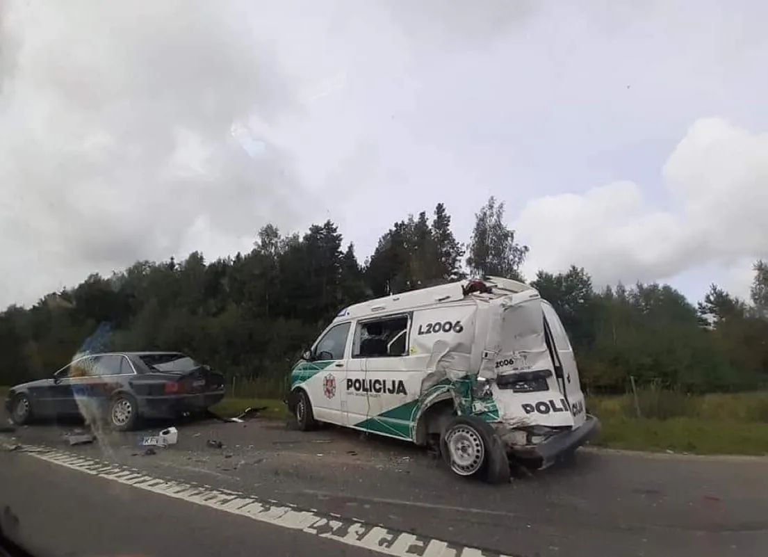 Avarija kelyje Kaunas-Klaipėda