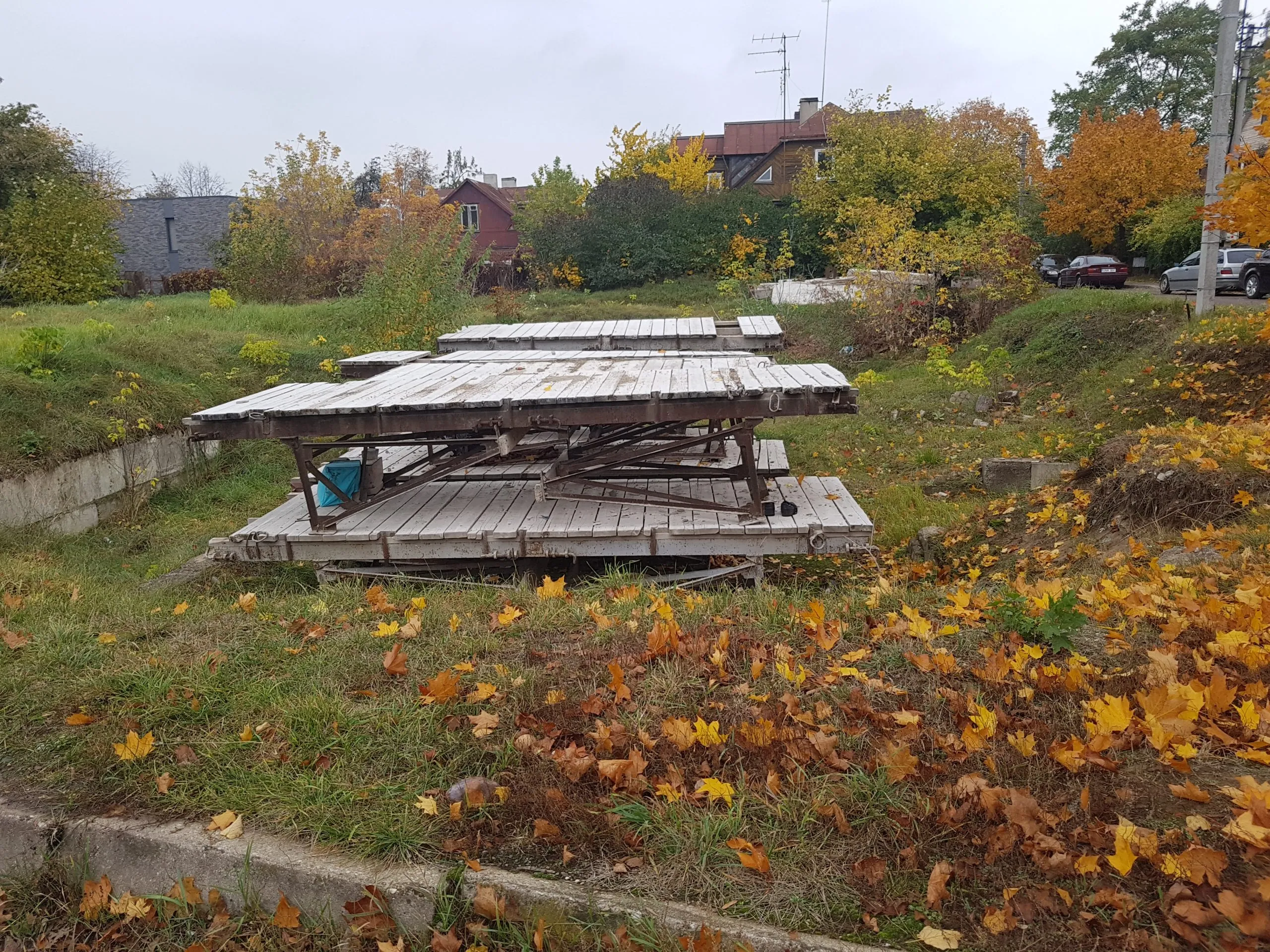 Netvarkingas sklypas Savanorių prospekte