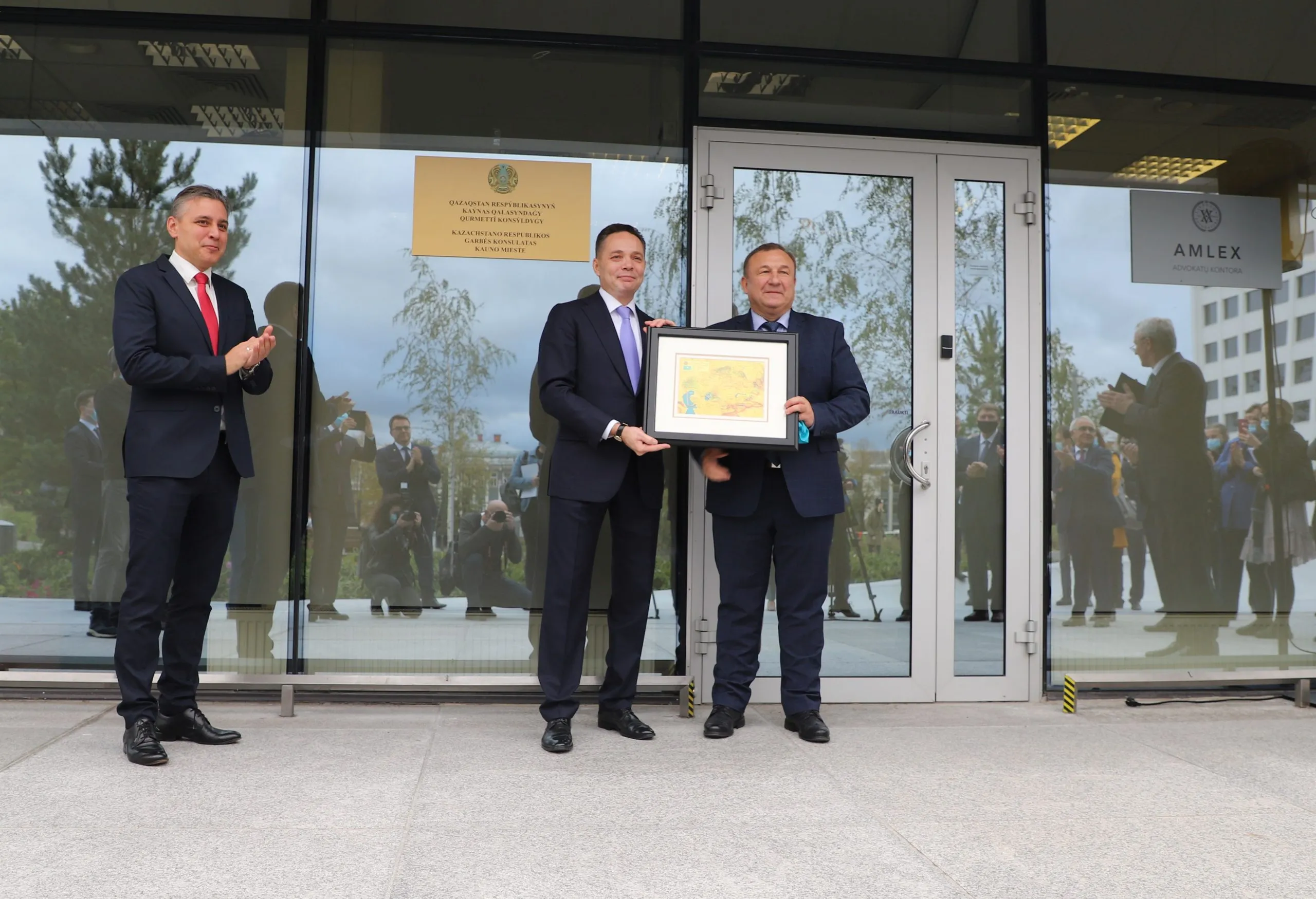 Kazachstano garbės konsulato atidarymas