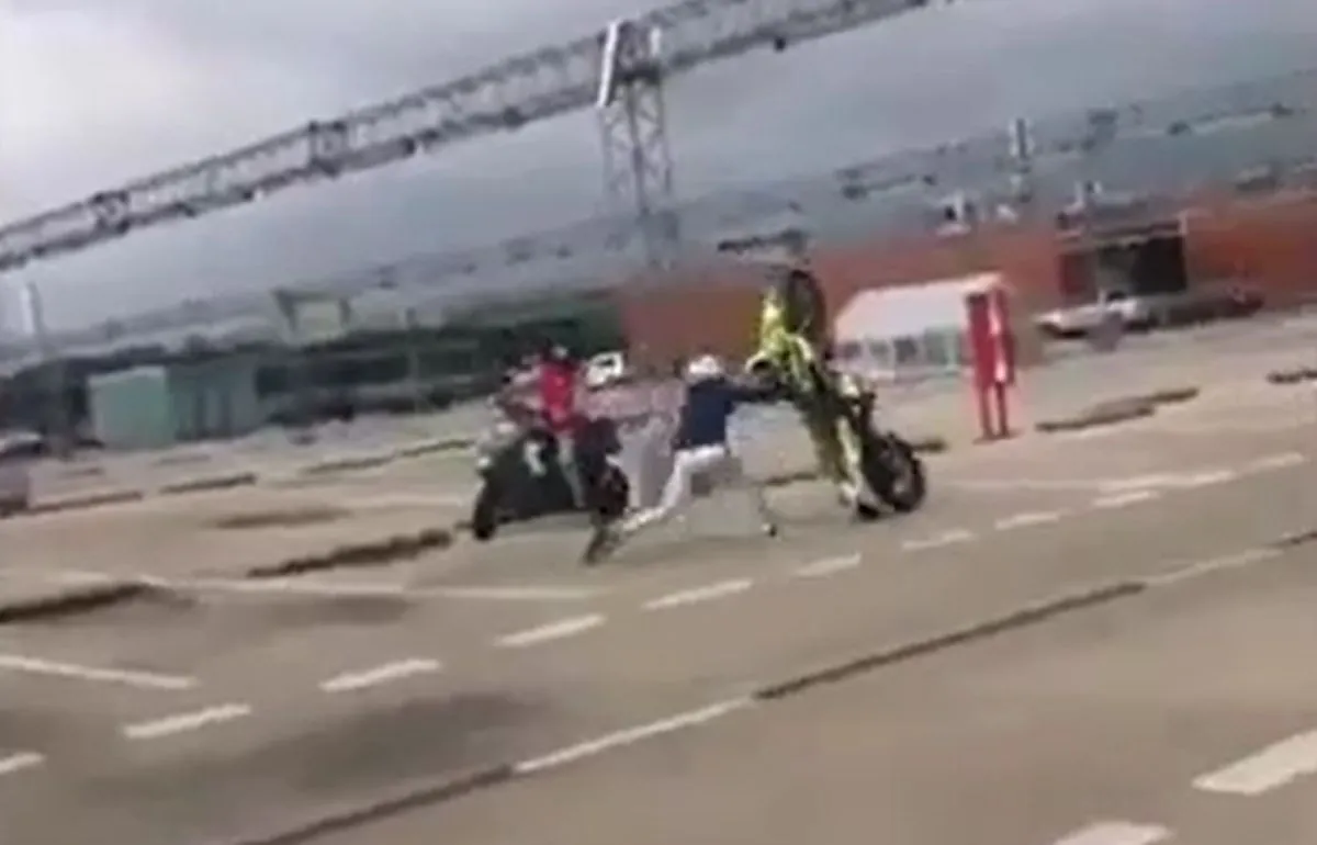 Motociklo incidentas „Akropolio“ aikštelėje