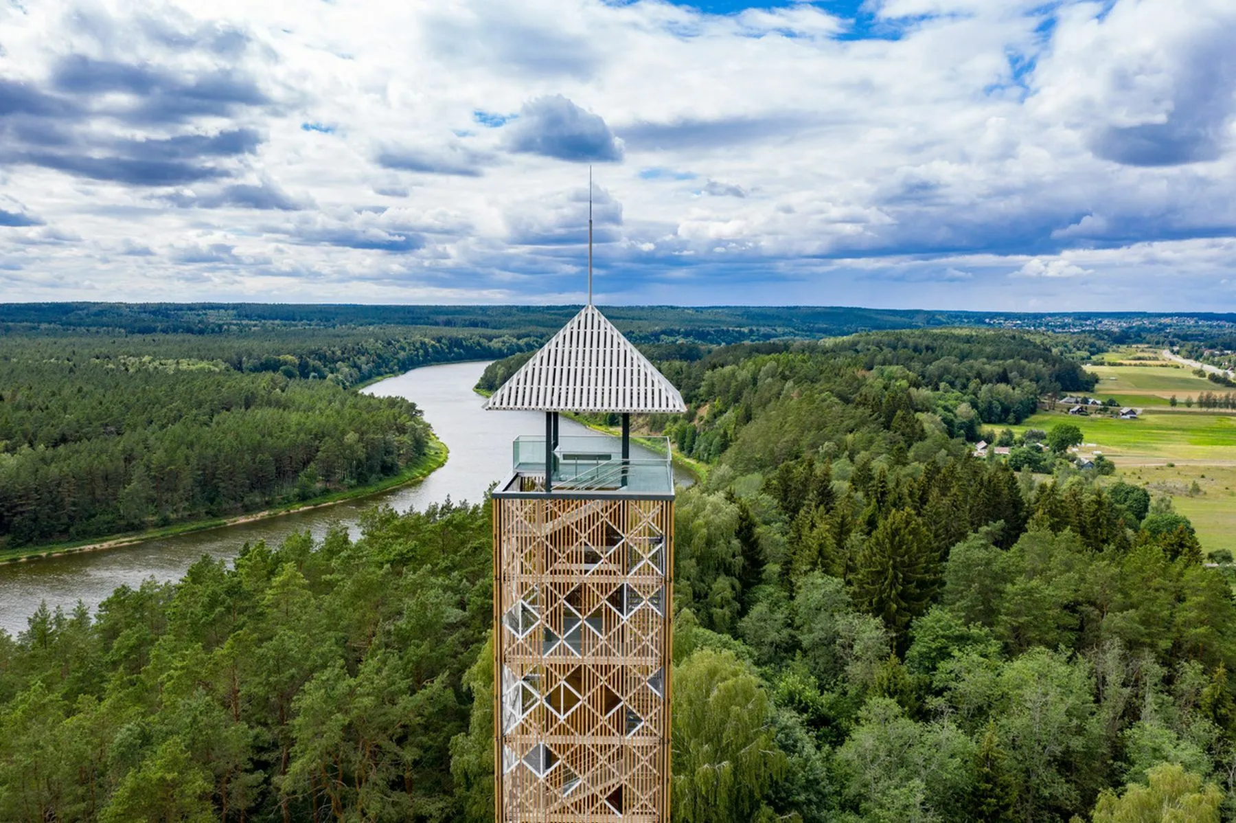 Bokštas Birštono savivaldybės nuotr