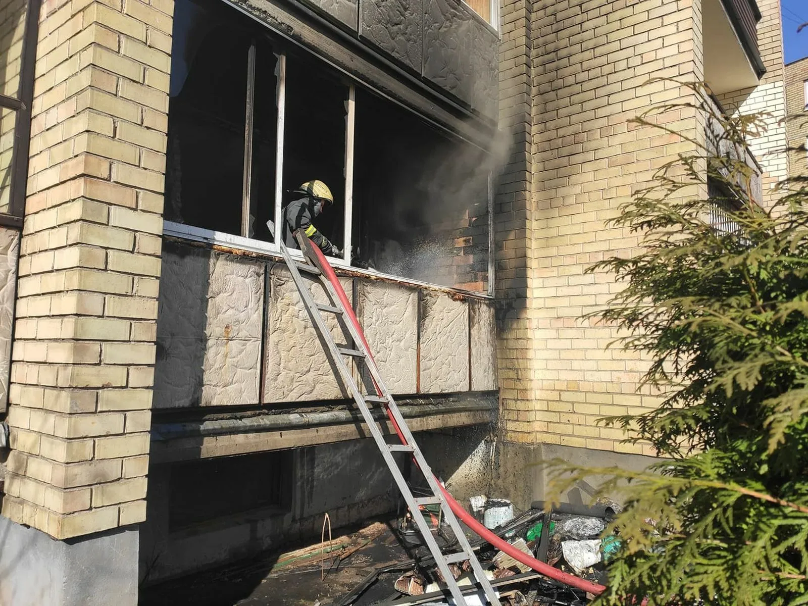 Aleksote degė balkonas / R. Tenio nuotr.