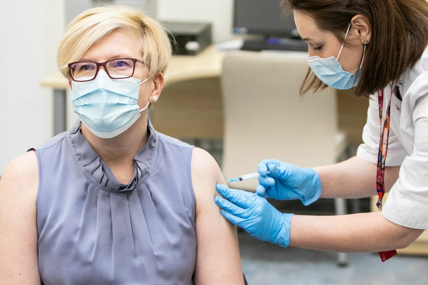 Nuo koronaviruso paskiepyta I. Šimonytė / DELFI nuotr.