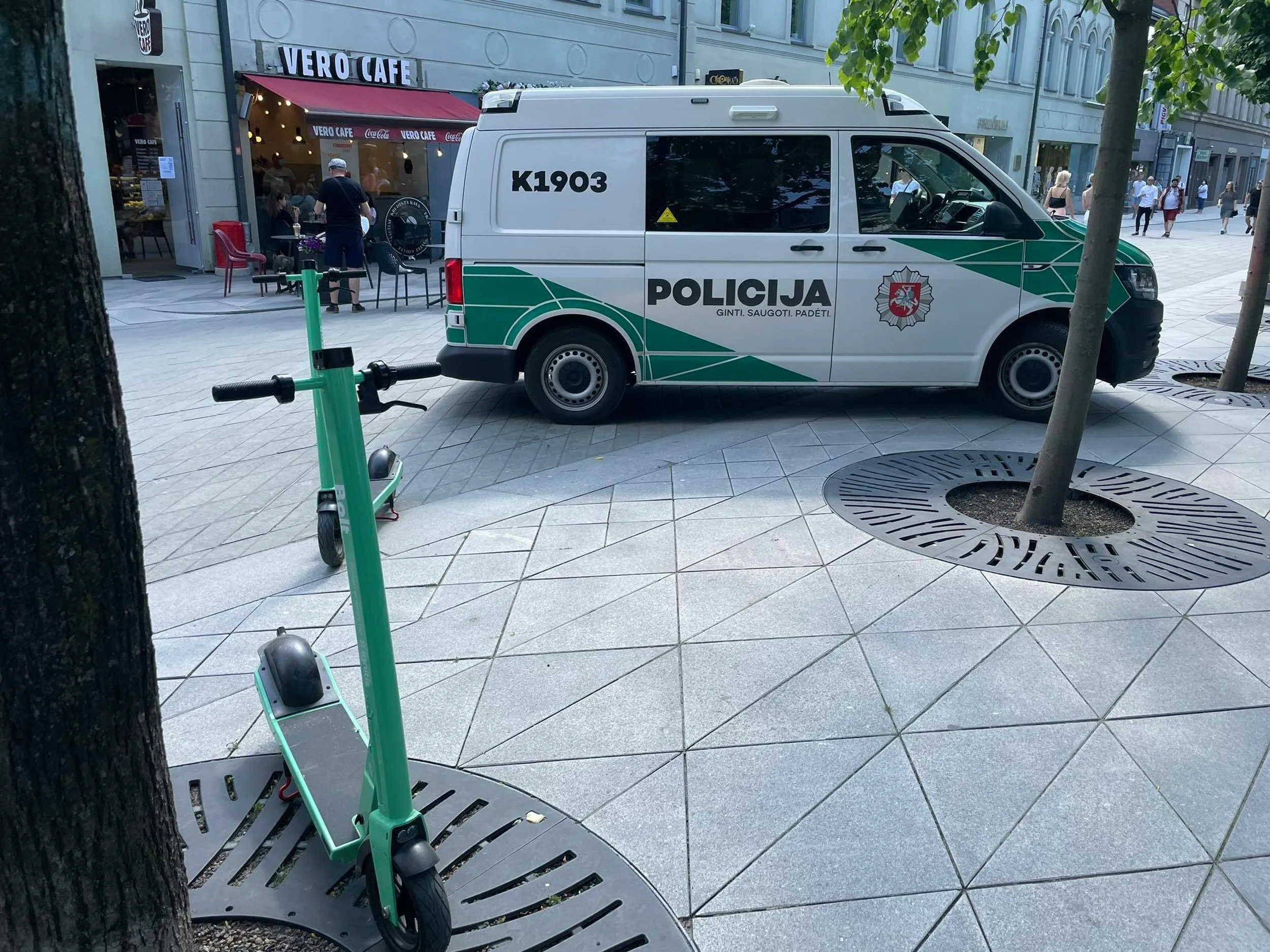 Laisvės alėjoje paspirtuku partrenktas mažametis