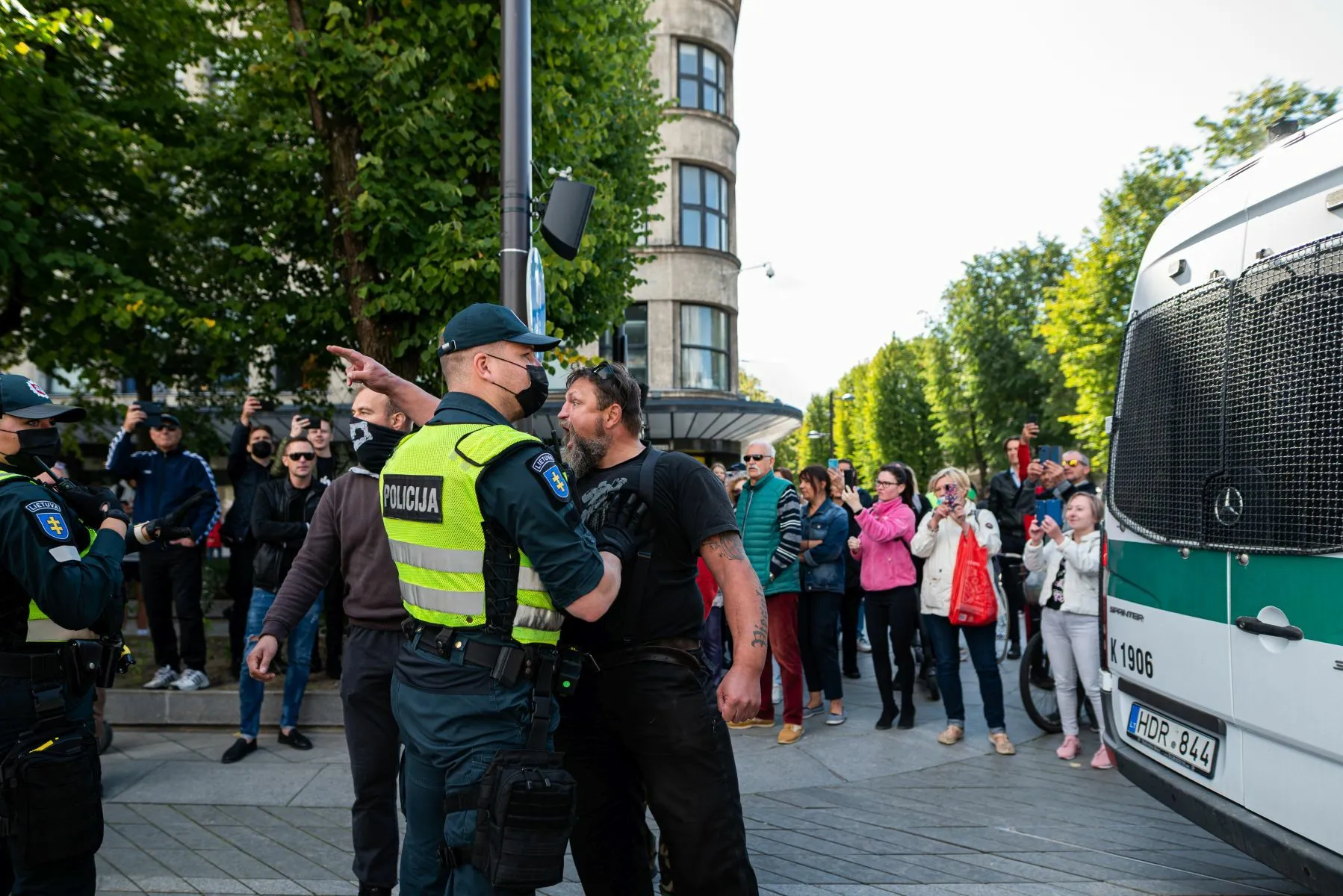 Riaušės „Kaunas Pride“ eitynėse / V. Sidabro nuotr.