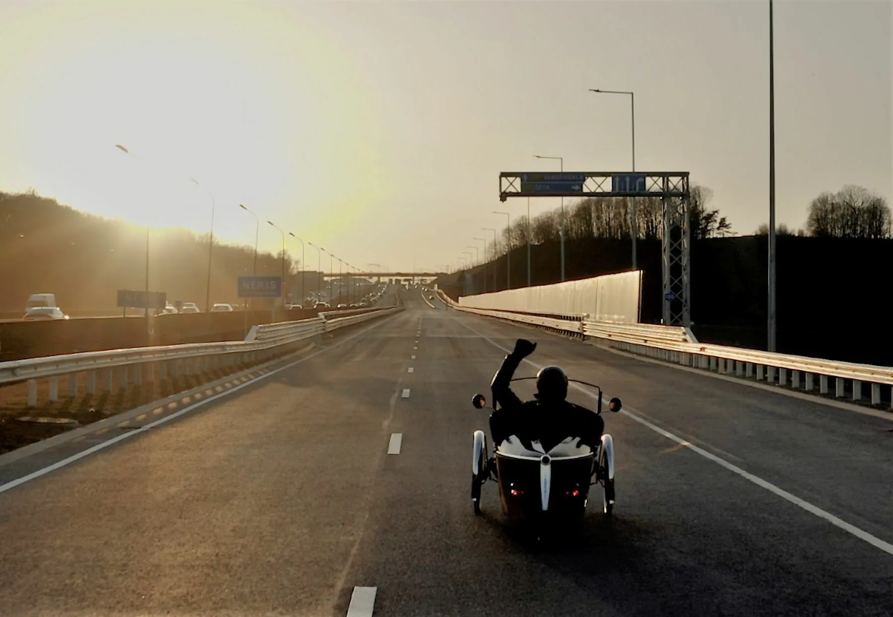 Neoficialus tilto per Nerį atidarymas