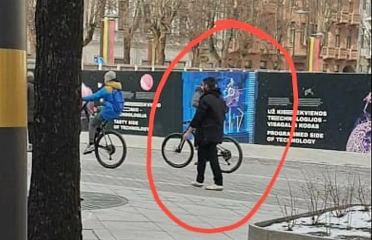 Chuliganai Laisvės alėjoje