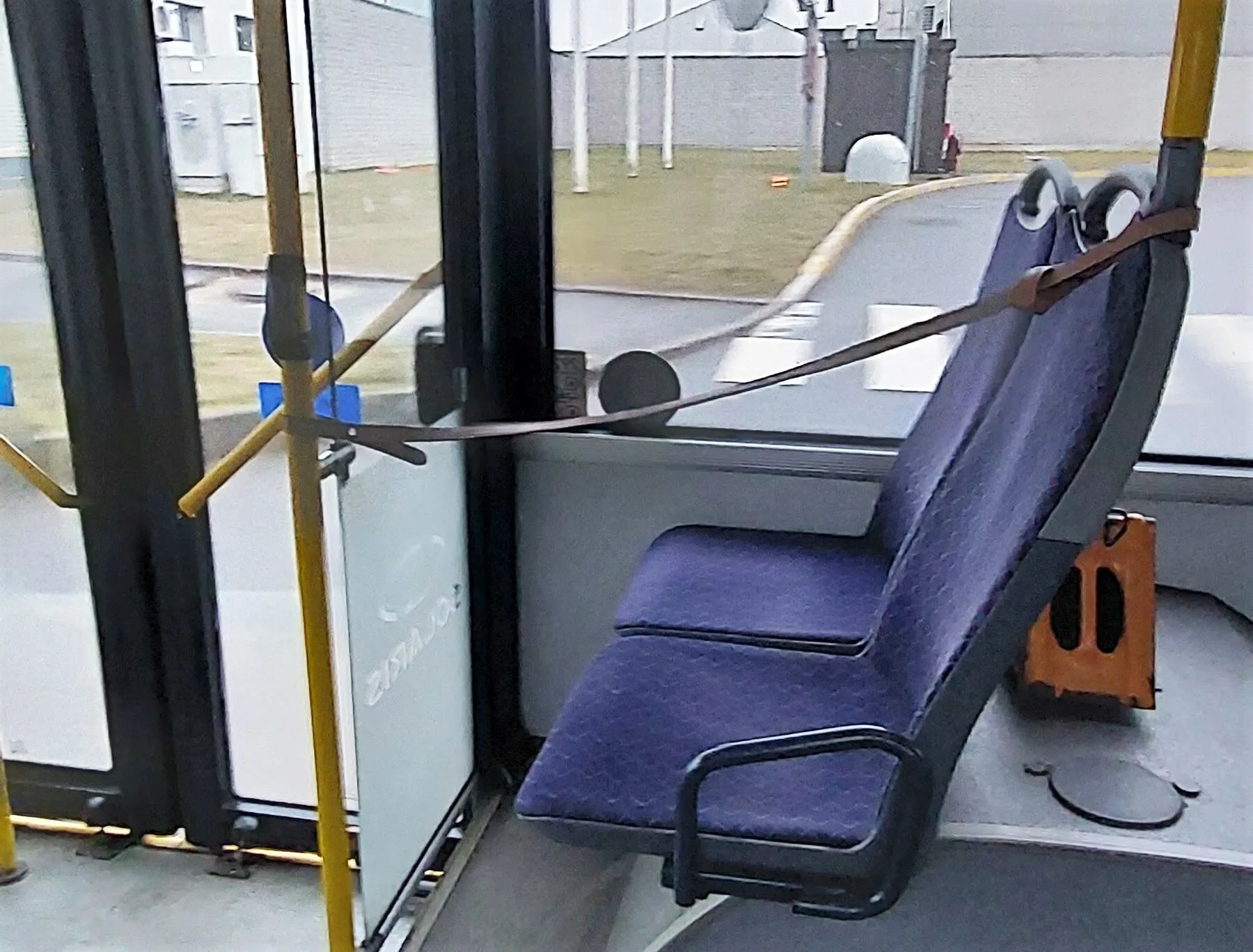 Užtvertos sėdynės troleibuse