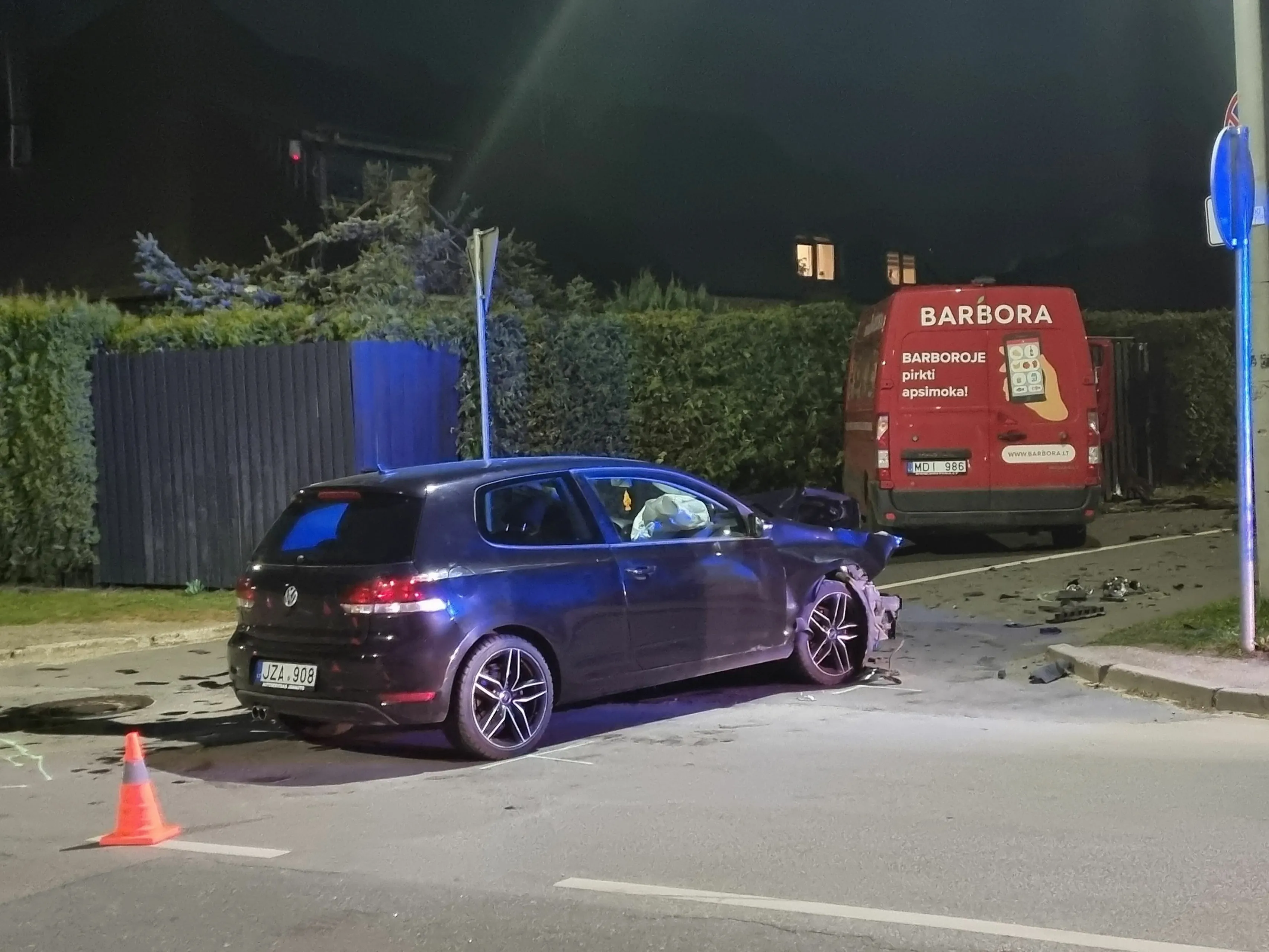 „Barbora“ mikroautobuso avarija / Skaitytojo nuotr.