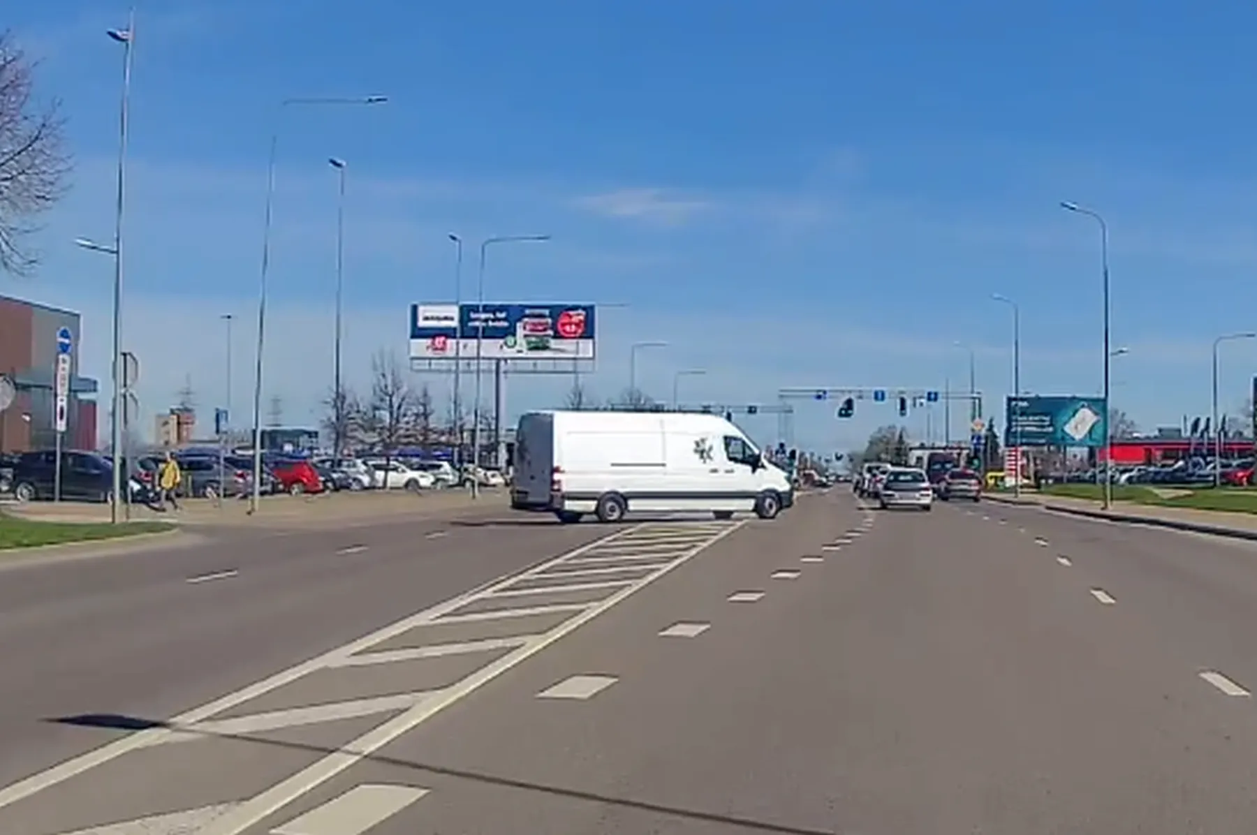 Per ištisinę Veiverių g.