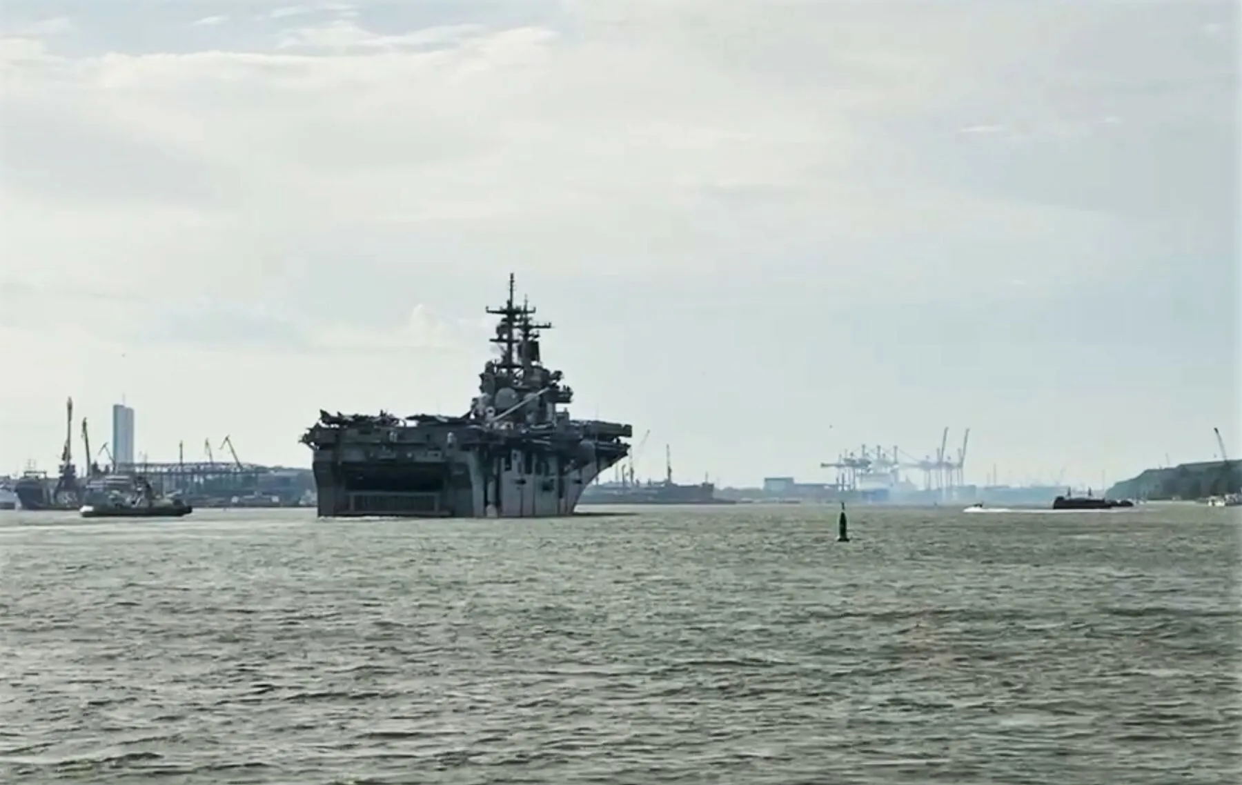 Į Lietuvą atplaukė USS Kearsarge