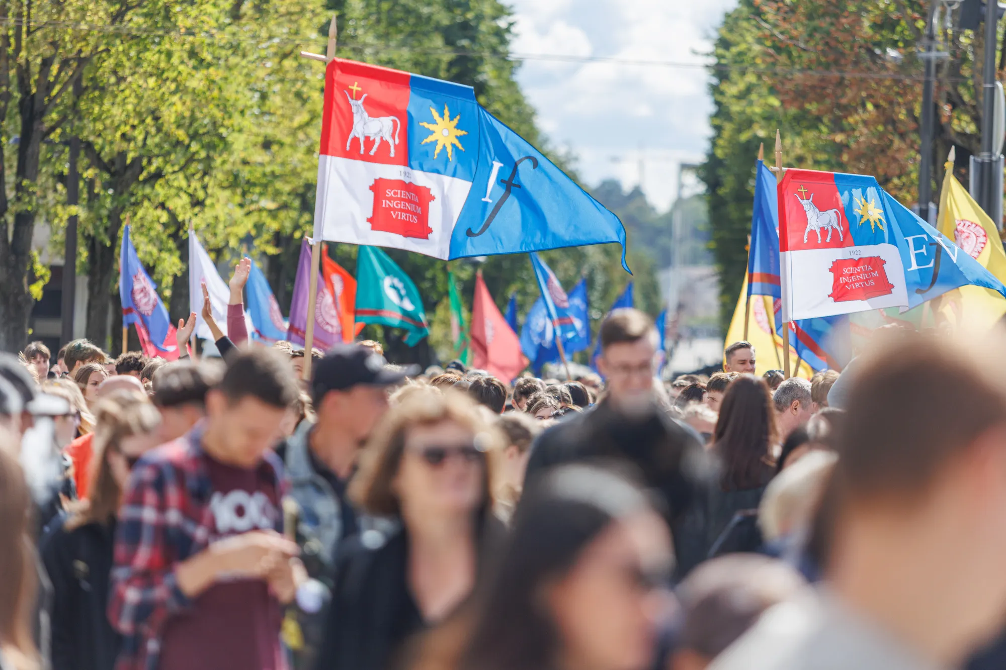 Universitetų eisena ir koncertas Vienybės aikštėje
