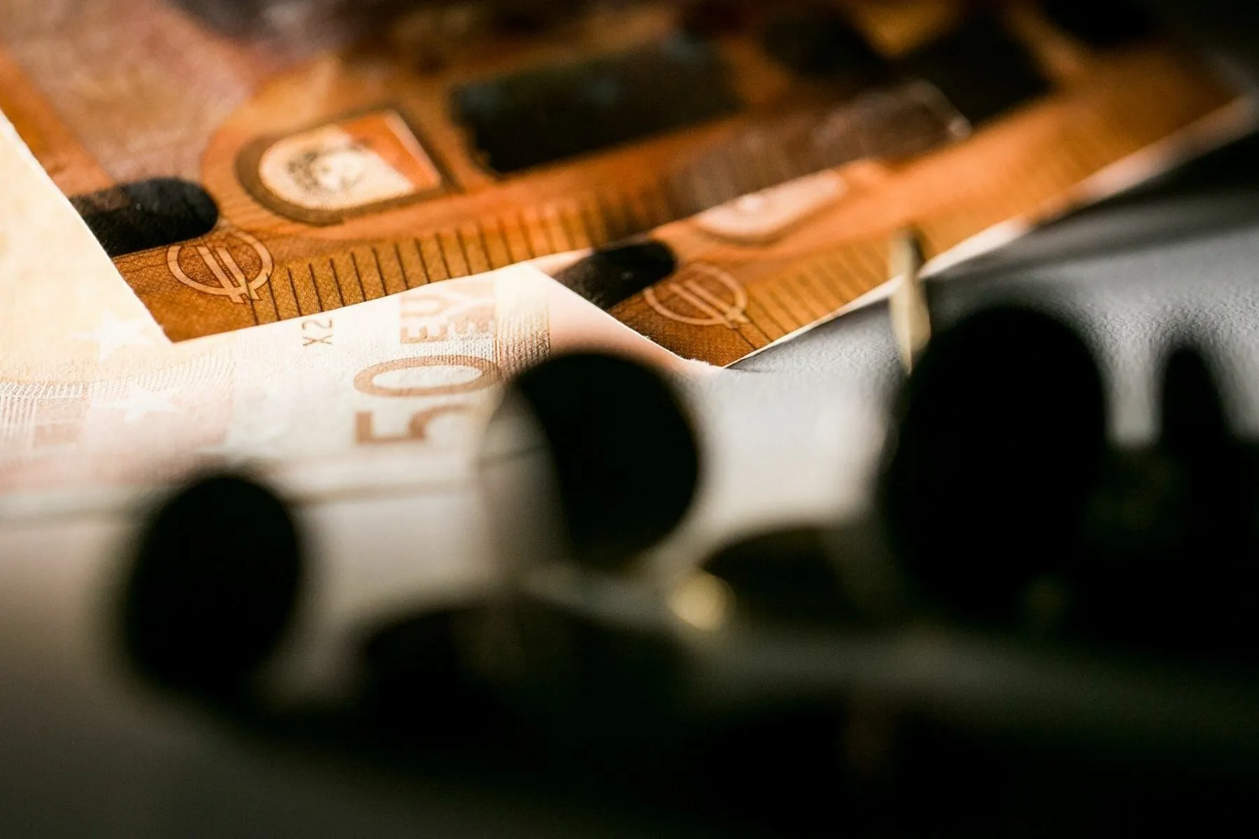 pinigai, kazino, lošimas