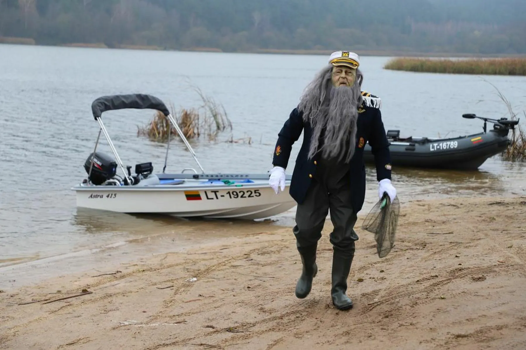 Mažųjų laivų nuleidimo į vandenį slipas / KRS nuotr.