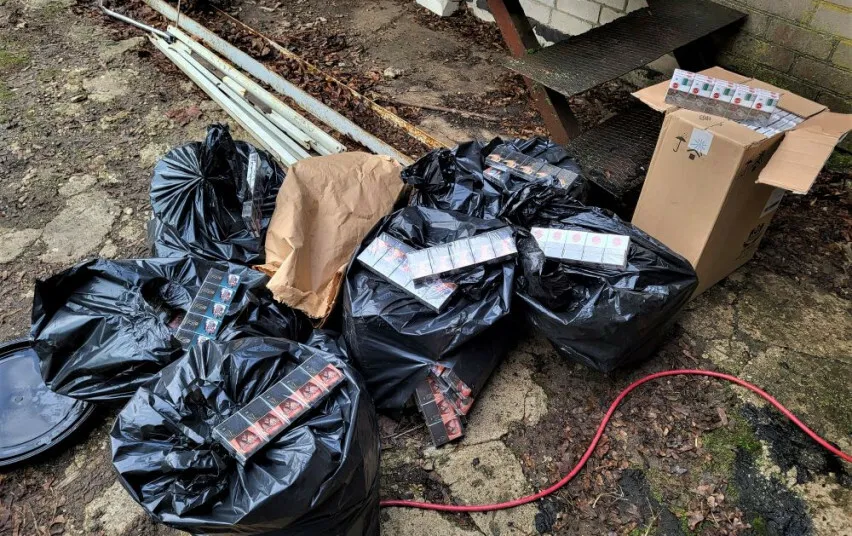 Demaskuotas cigarečių sandėlis