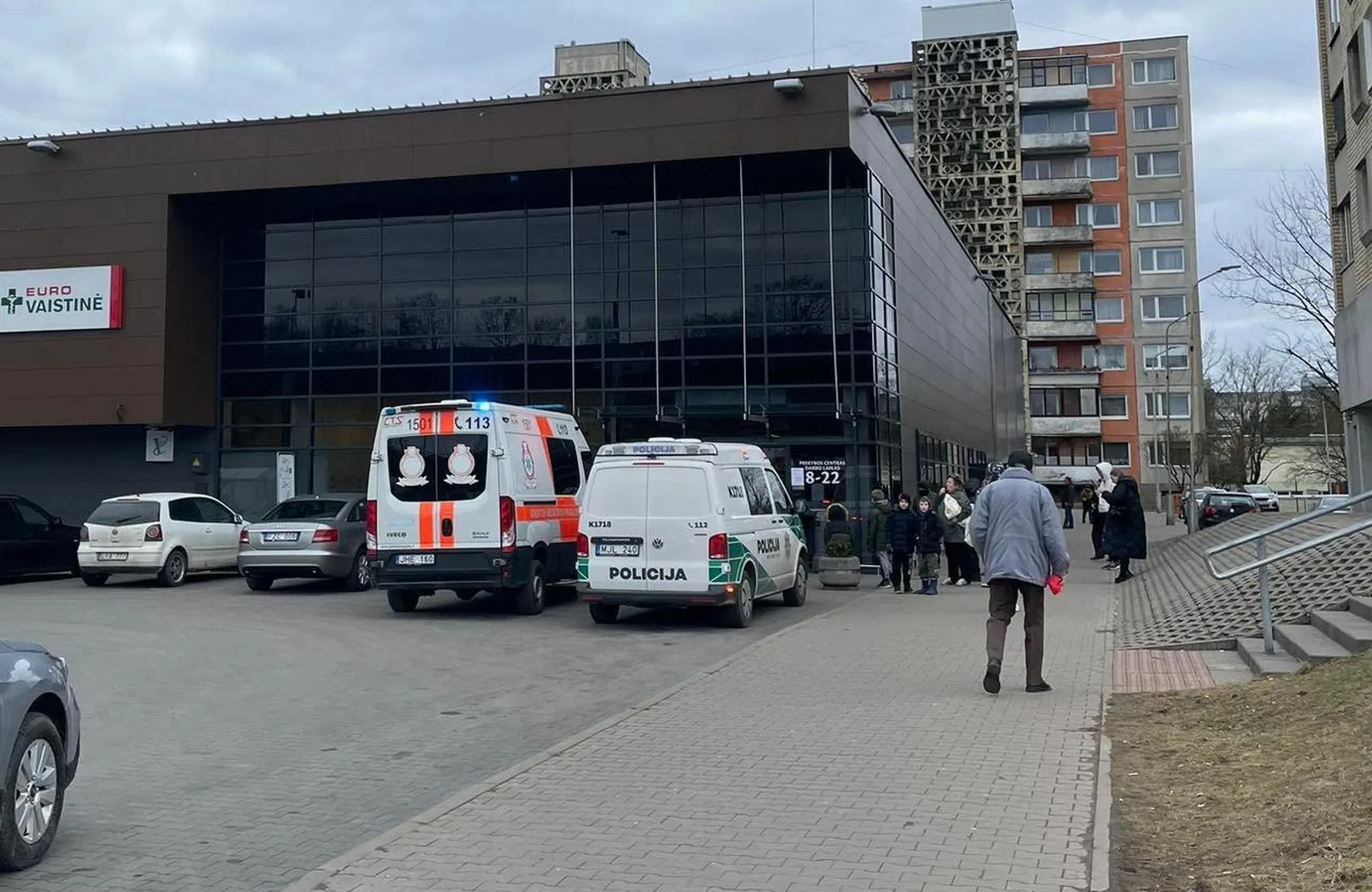 Maximoje mirė moteris