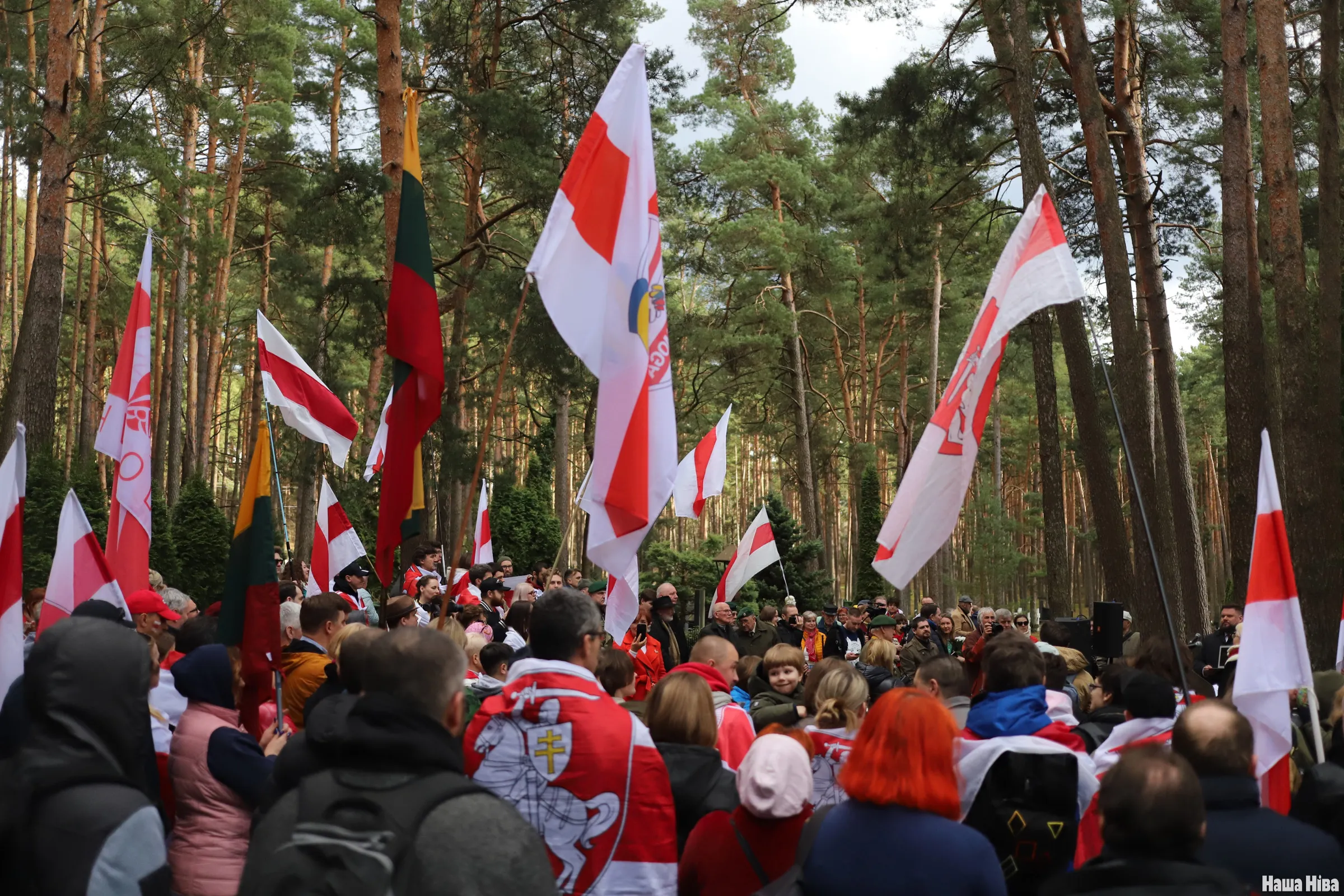 Baltarusijos Laisvės diena Petrašiūnų kapinėse