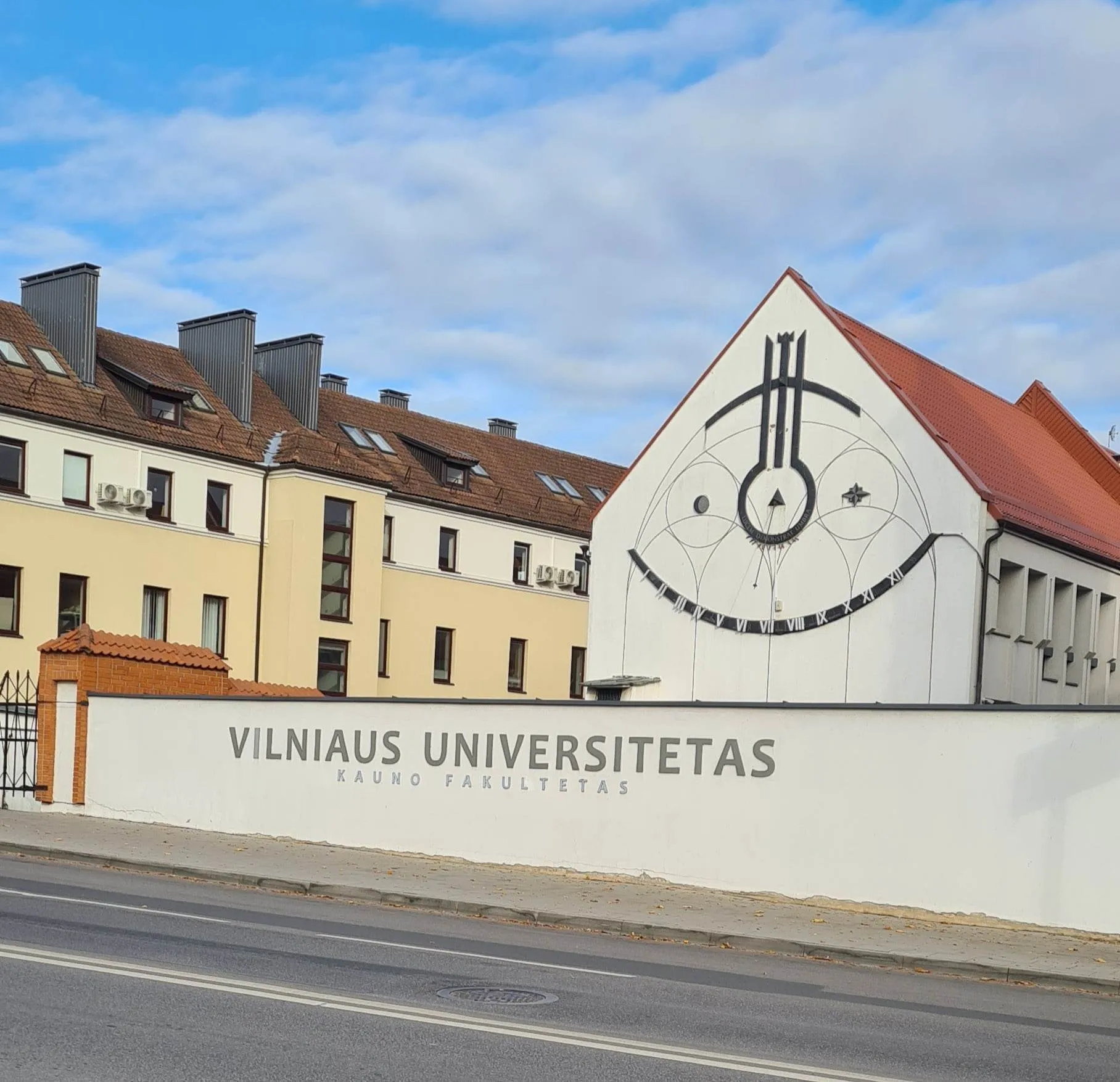 Vilniaus universitetas Kauno fakultetas