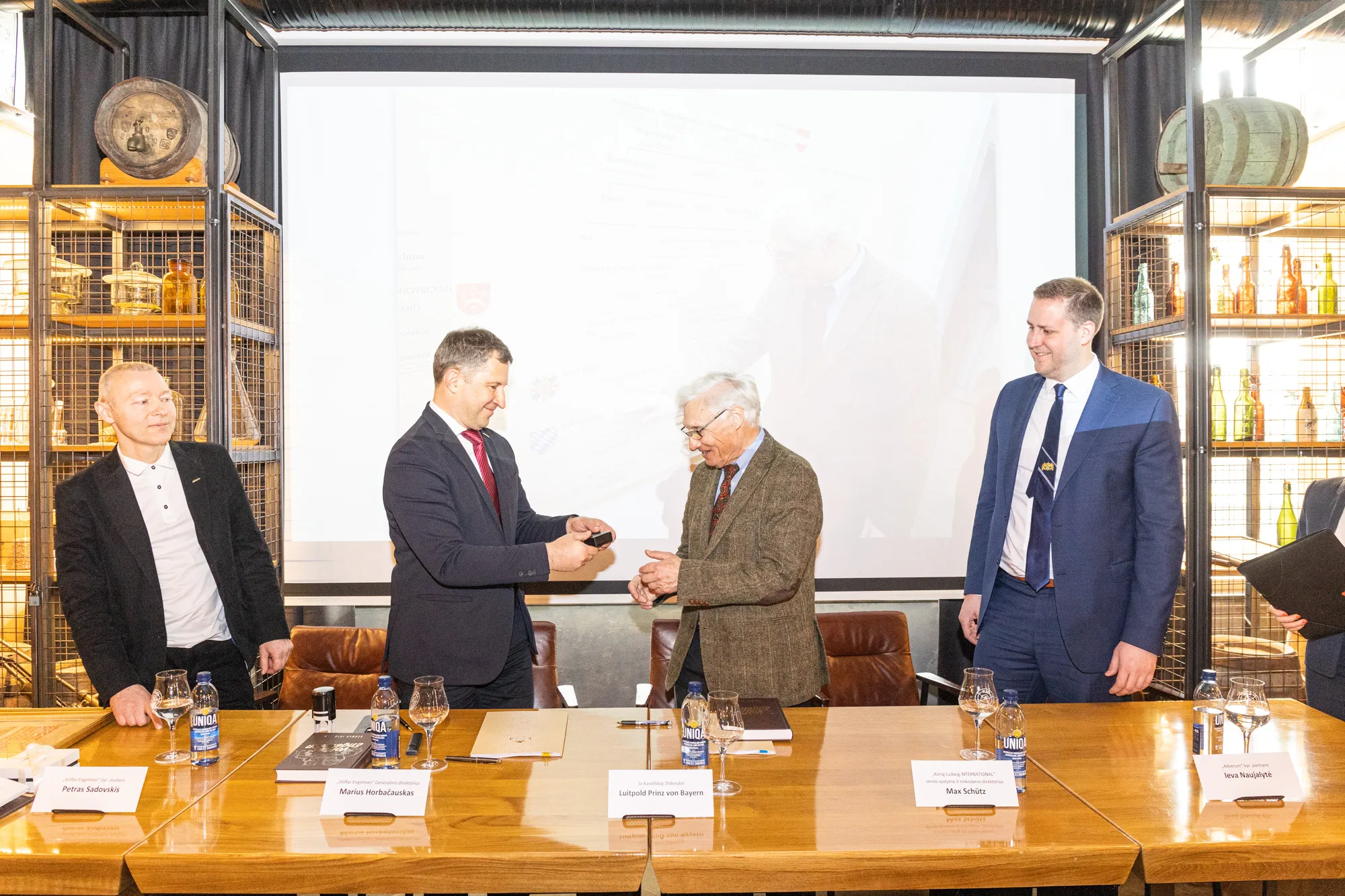 Bavarijos princo vizitas „Volfas Engelman“ bravore