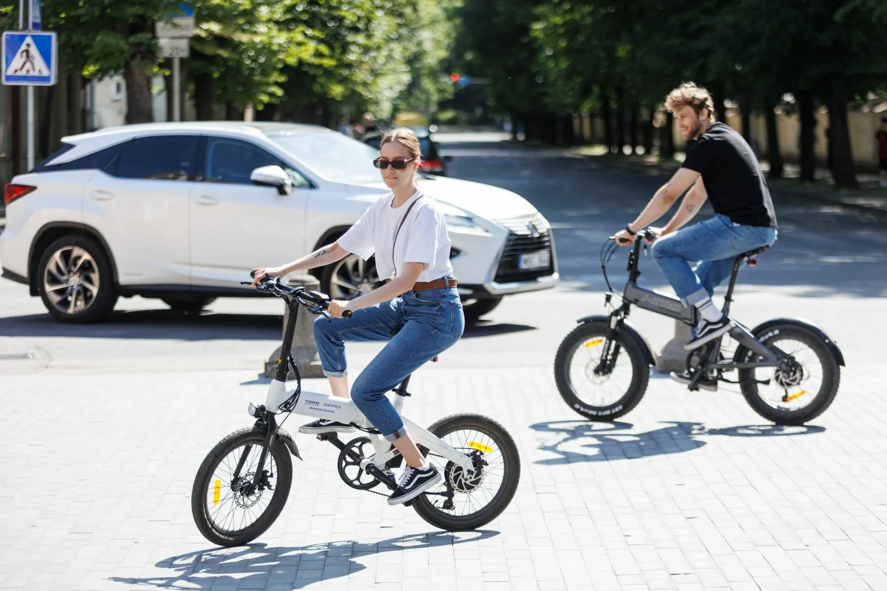 Elektriniai dviračiai / R. Tenio nuotr.