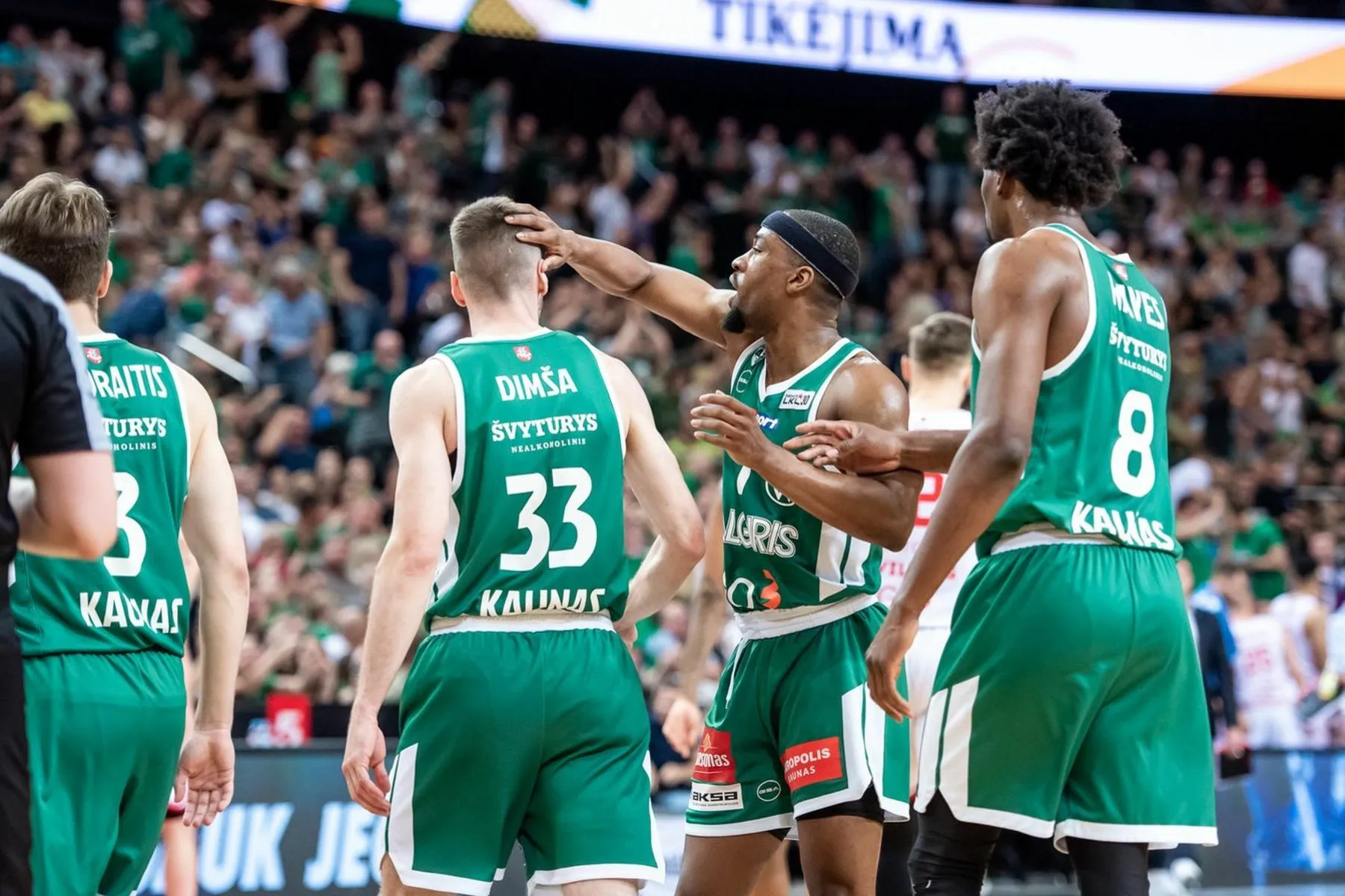 Ošiančioje namų arenoje „Žalgiris“ atsigriebė už skaudų pralaimėjimą Vilniuje