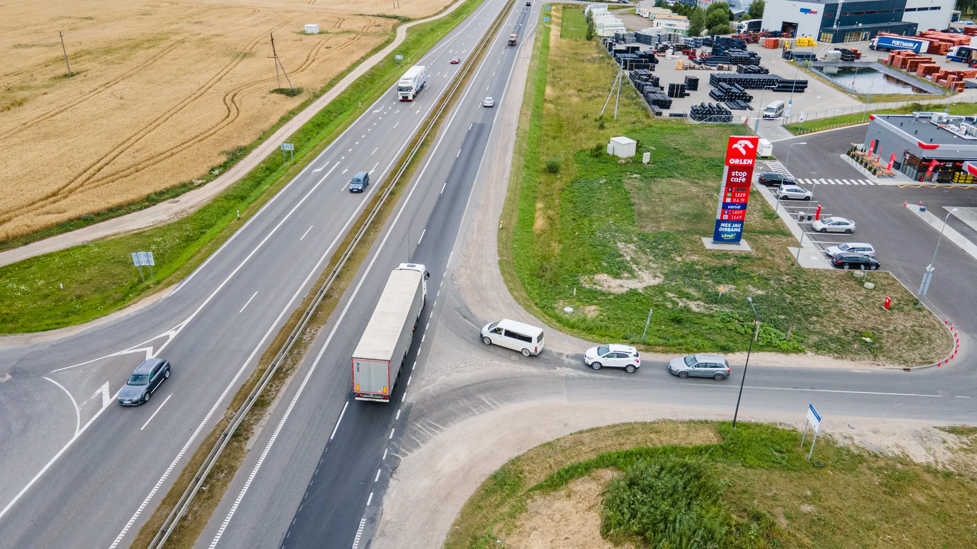 Pavojinga sankryža Via Baltica kelyje