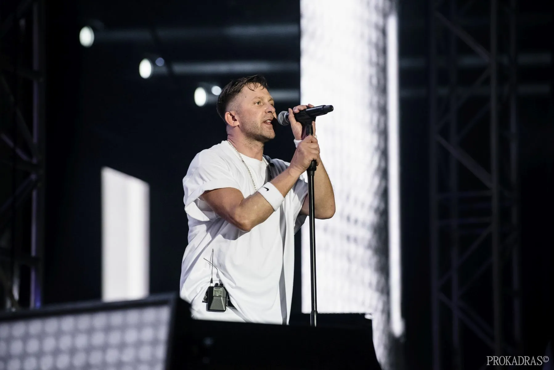 E. Dragūnas po grandiozinio „SEL“ šou: stadionas grąžintas sutvarkytas, sienos nuplautos