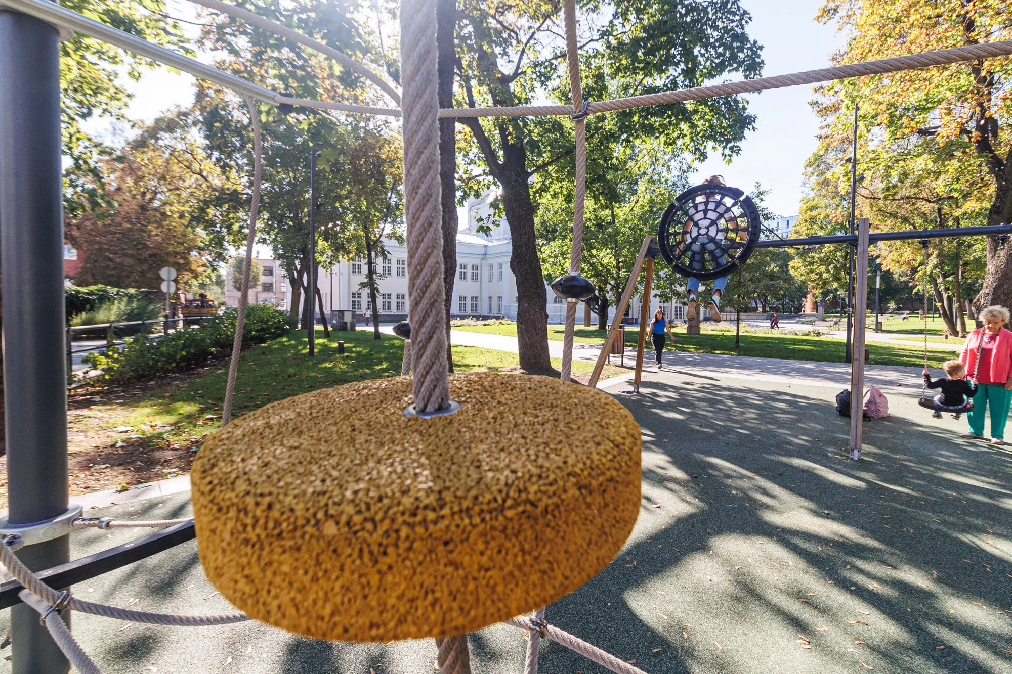 Vaikų žaidimų aikštelės