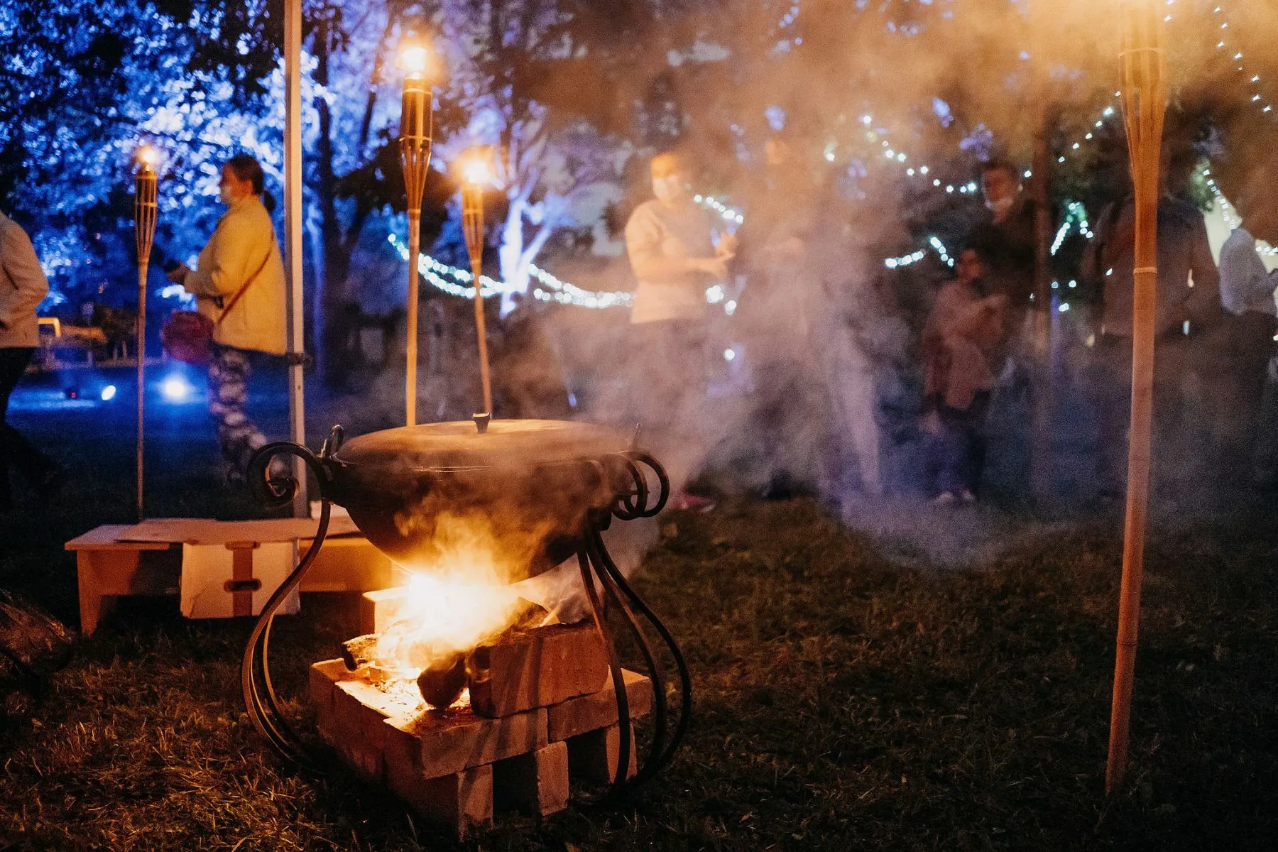Rokuose suliepsnos „Šiuolaikinių seniūnijų“ Molio kelias